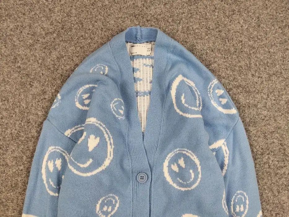 Japanese Brand Vintage 90's blue smiley logos Japanese style Knit Cardigan Size XS / US 0-2 / IT 36-38 - 3 Thumbnail