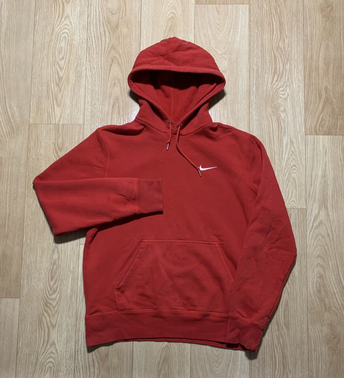 Nike Vintage Nike Basic Red Hoodie Size US M / EU 48-50 / 2 - 1 Thumbnail