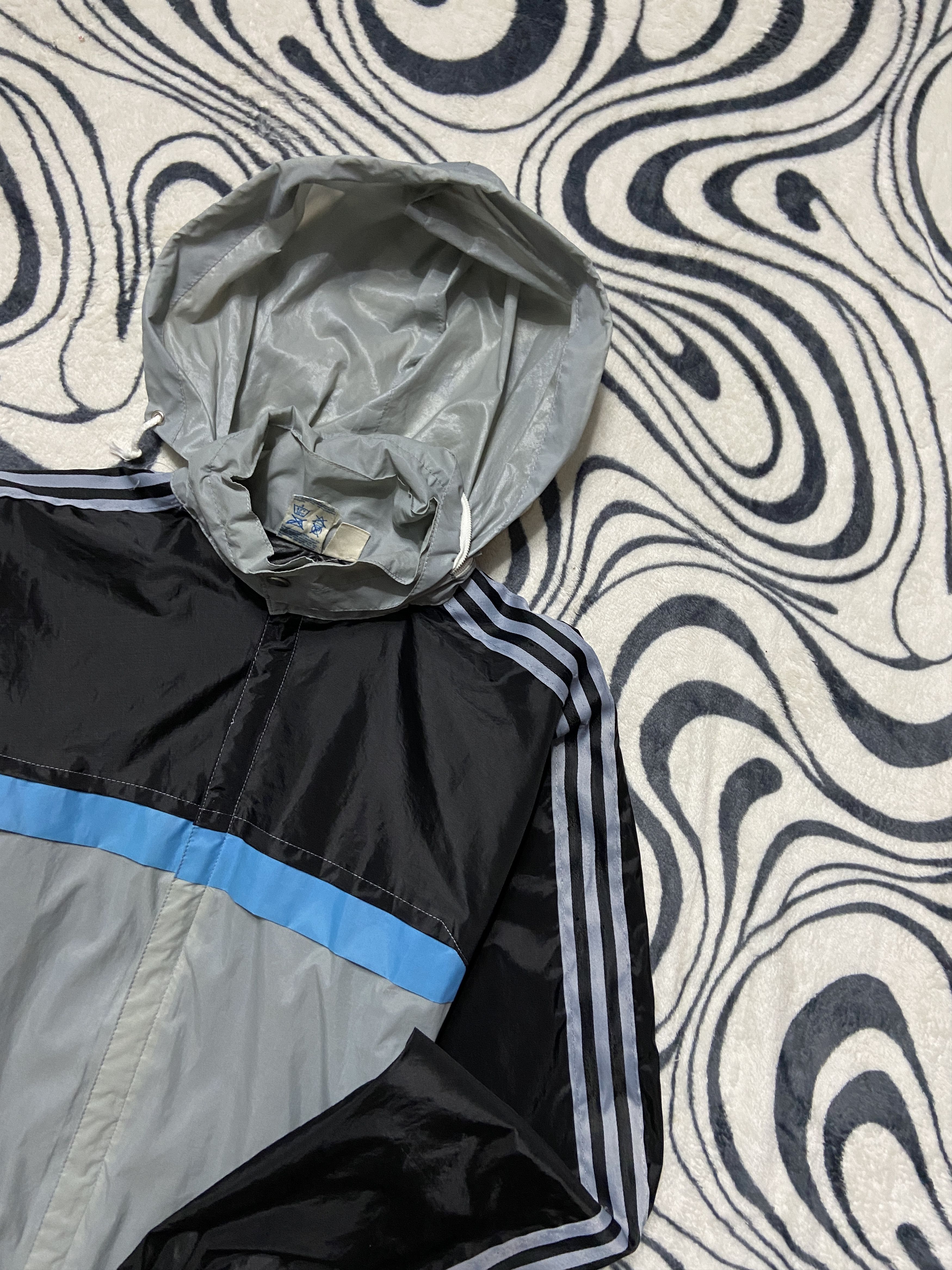 Adidas Vintage 80s Adidas Mens Nylon Windrunner Jacket Size US M / EU 48-50 / 2 - 2 Thumbnail
