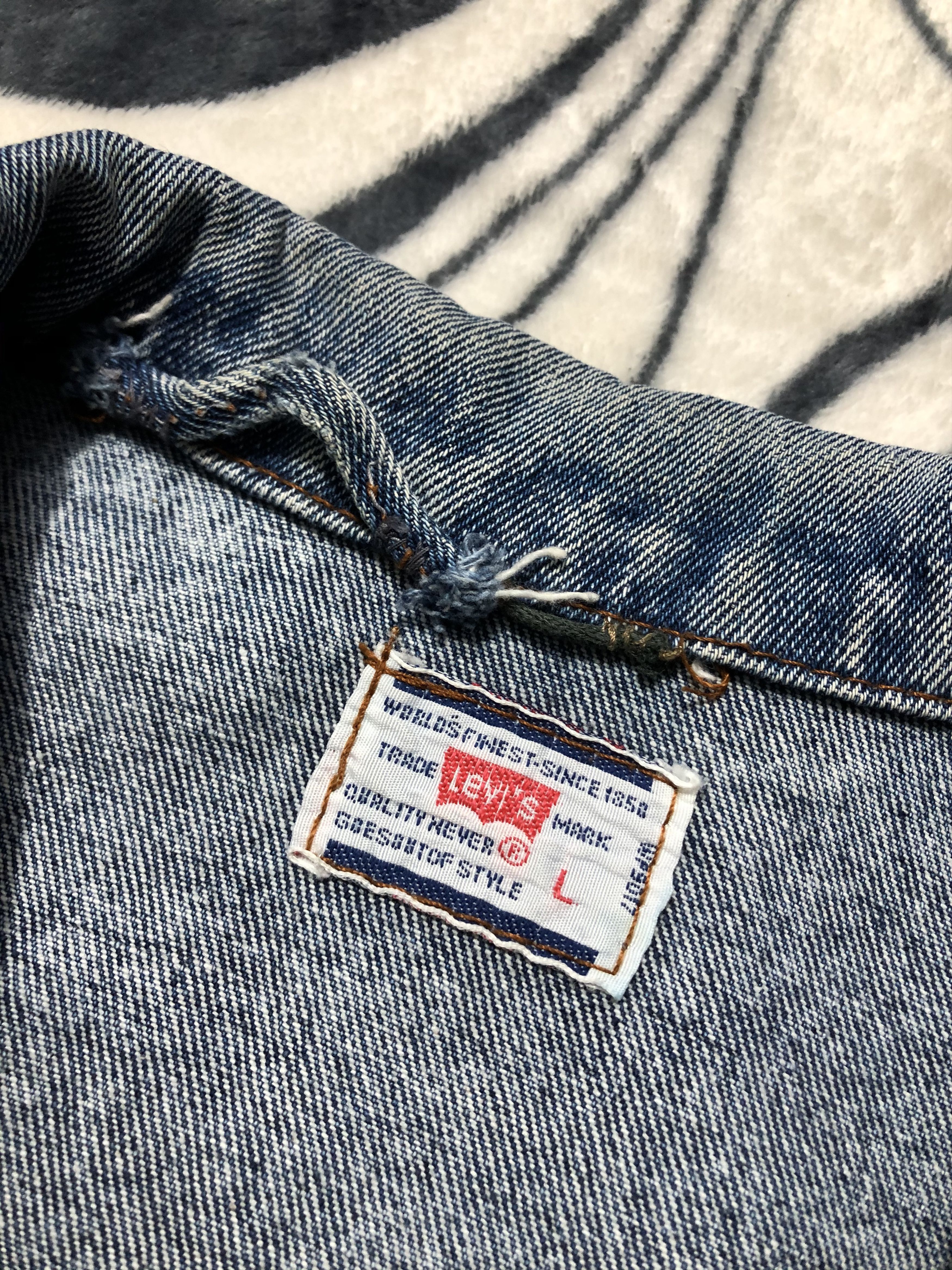 Levi's Levi's 90s Vintage Washed Denim Jacket Size US L / EU 52-54 / 3 - 5 Thumbnail