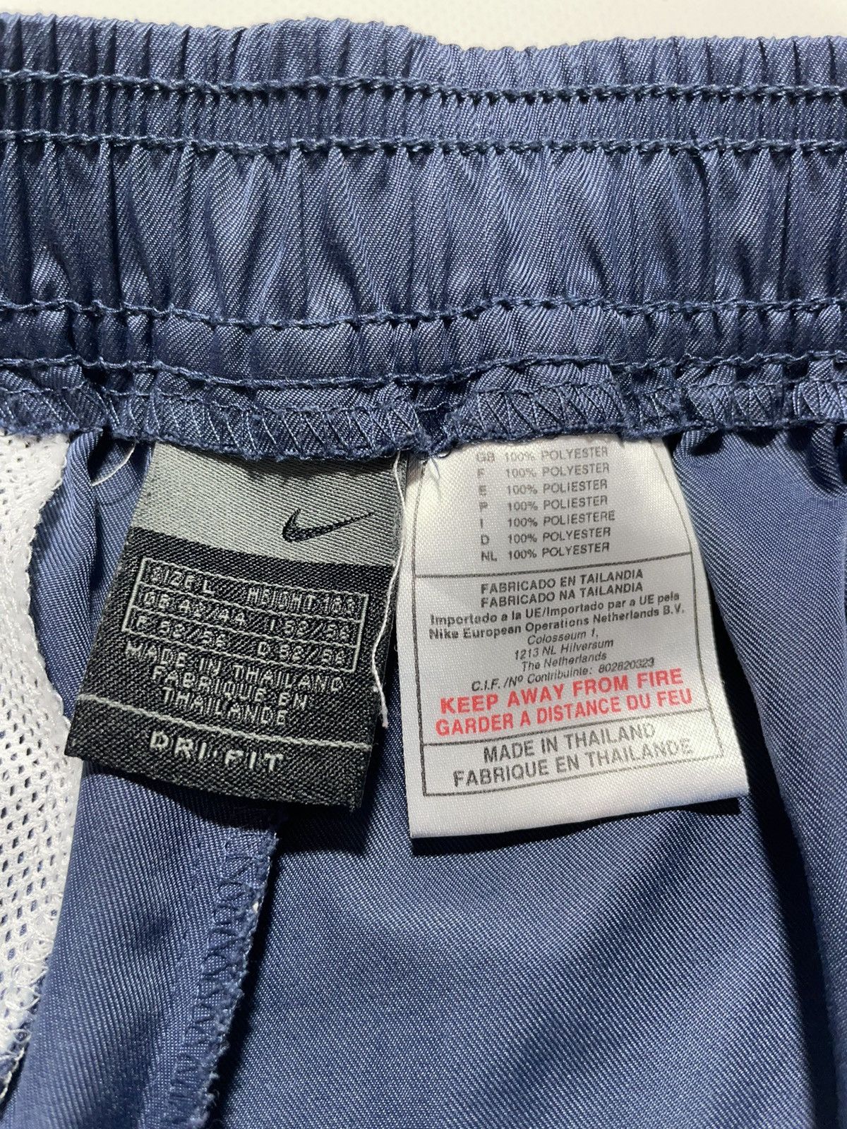 Vintage Vintage 90S Nike Court Shorts Size US 34 / EU 50 - 7 Thumbnail