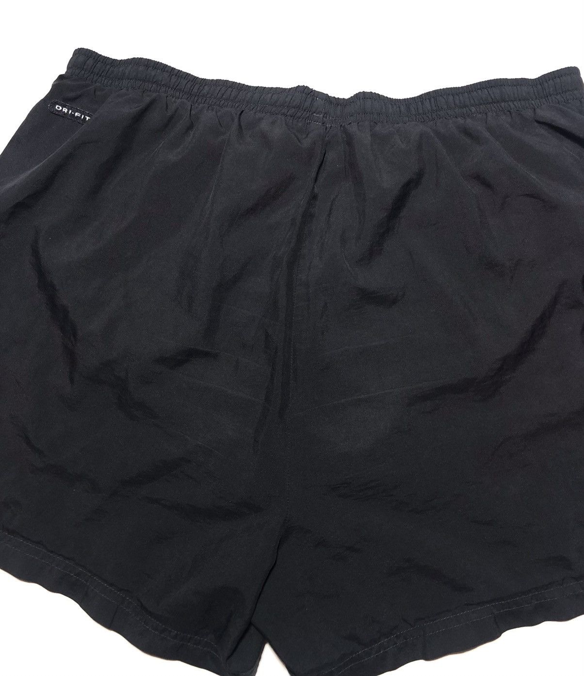 Vintage Nike Vintage Nylon Dry-Fit Shorts Size US 34 / EU 50 - 9 Thumbnail