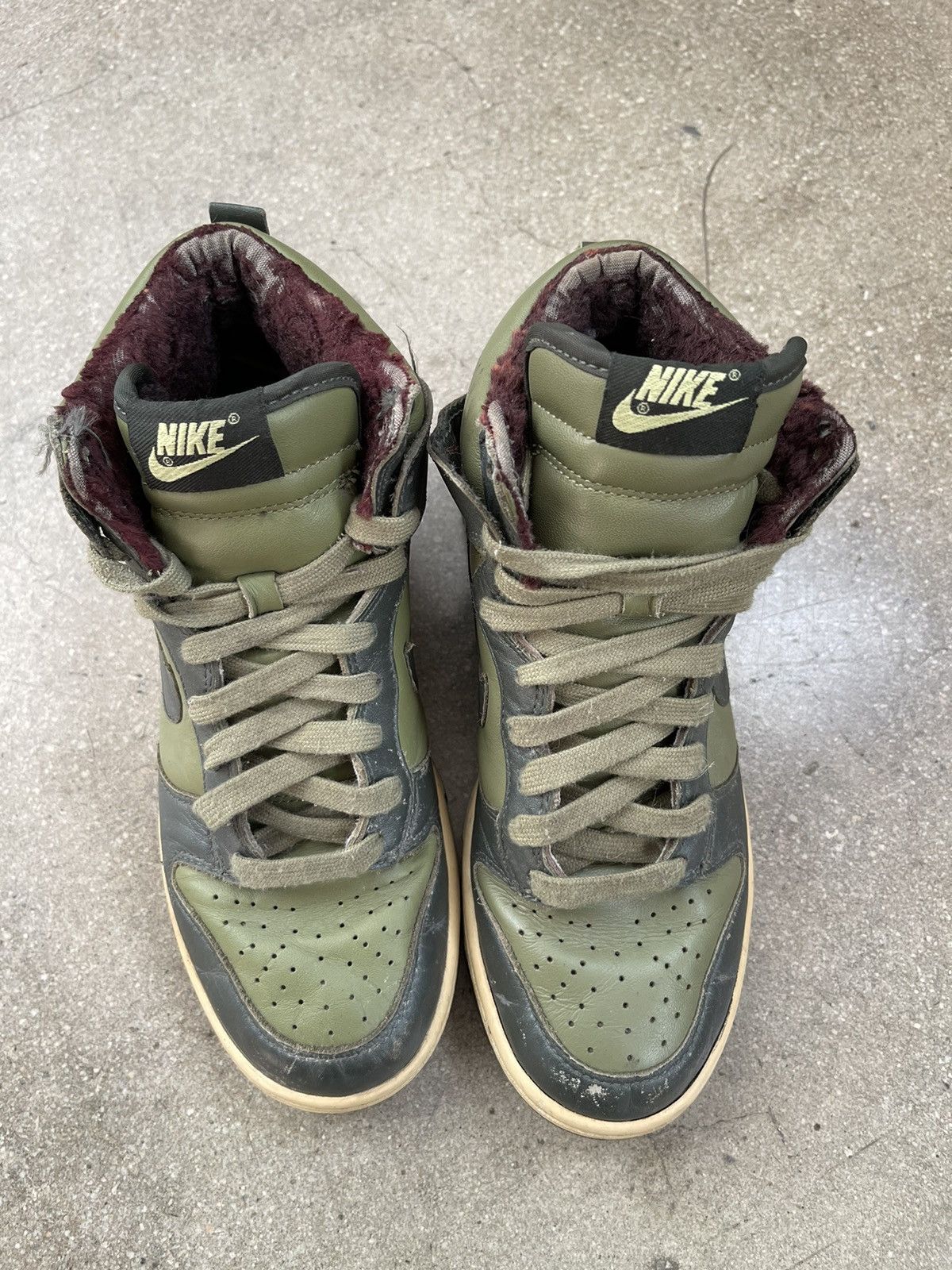 Nike 2007 wmns Nike Dunk High dark army green Size US 7.5 / IT 37.5 - 2 Thumbnail