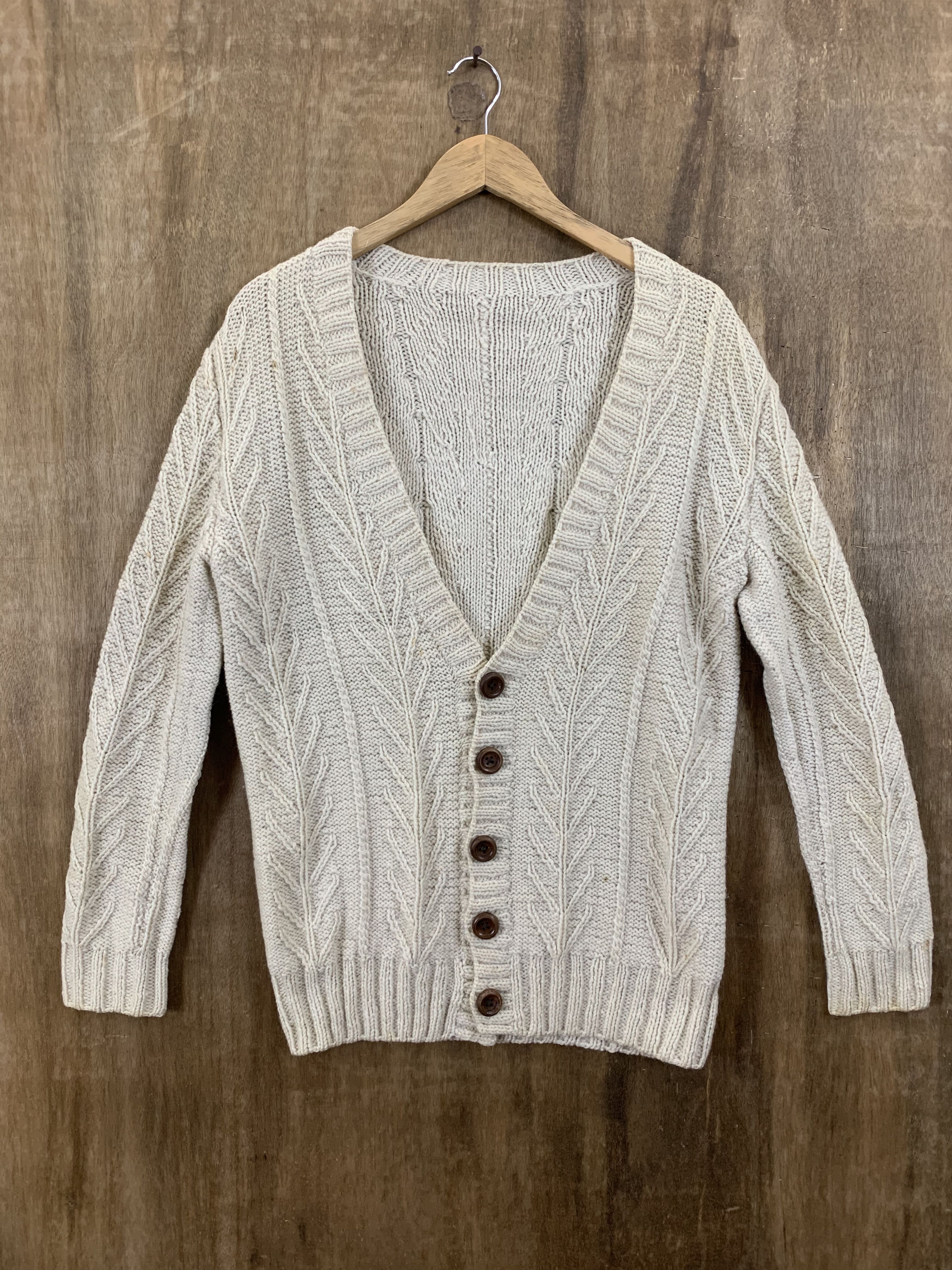 Japanese Brand Cardigan Cable Knit Cream Japanese Branded Streetwear Size M / US 6-8 / IT 42-44 - 1 Thumbnail