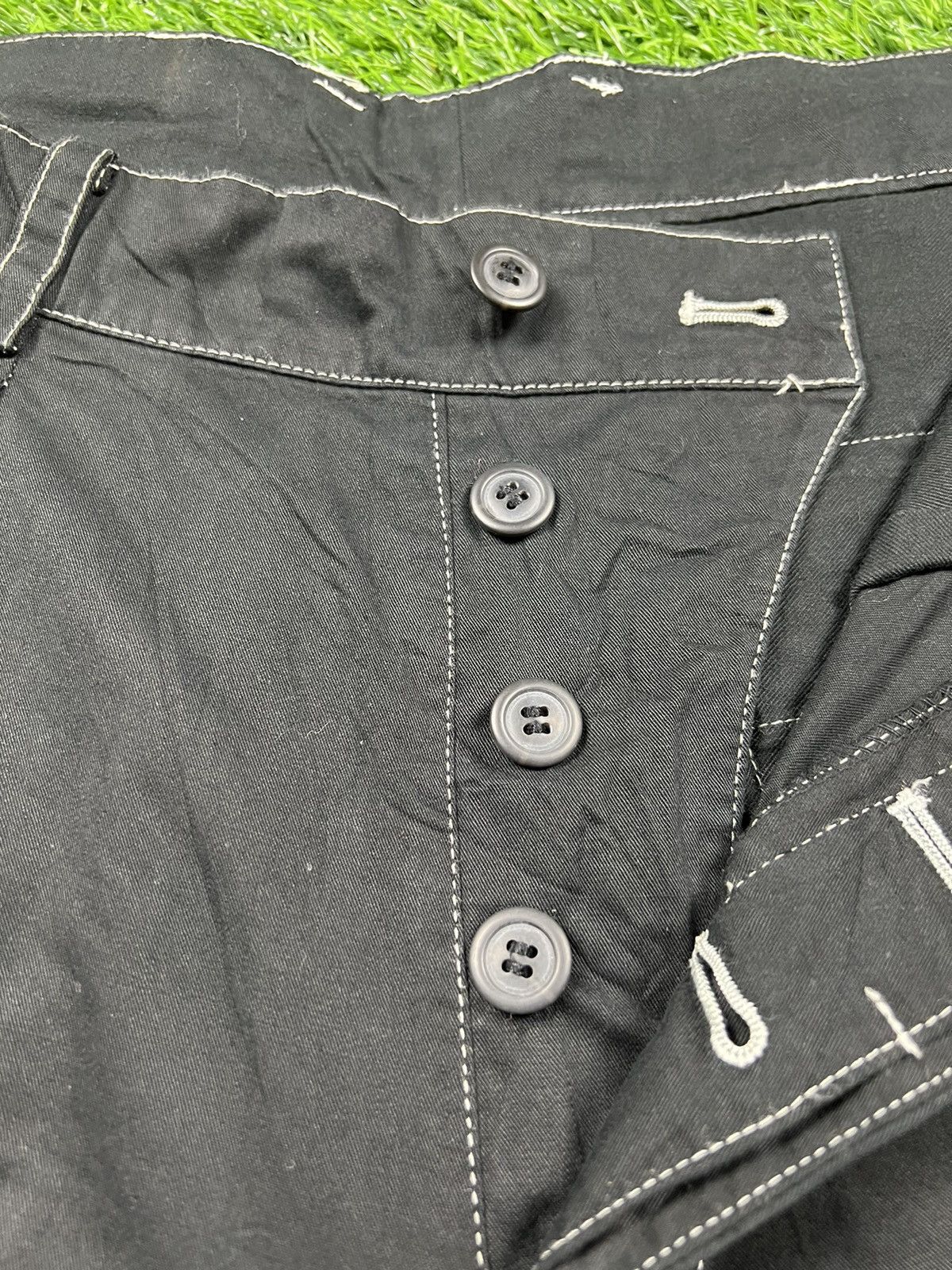 Designer (J279) issey miyake men - black trouser with white stitch Size US 30 / EU 46 - 6 Thumbnail