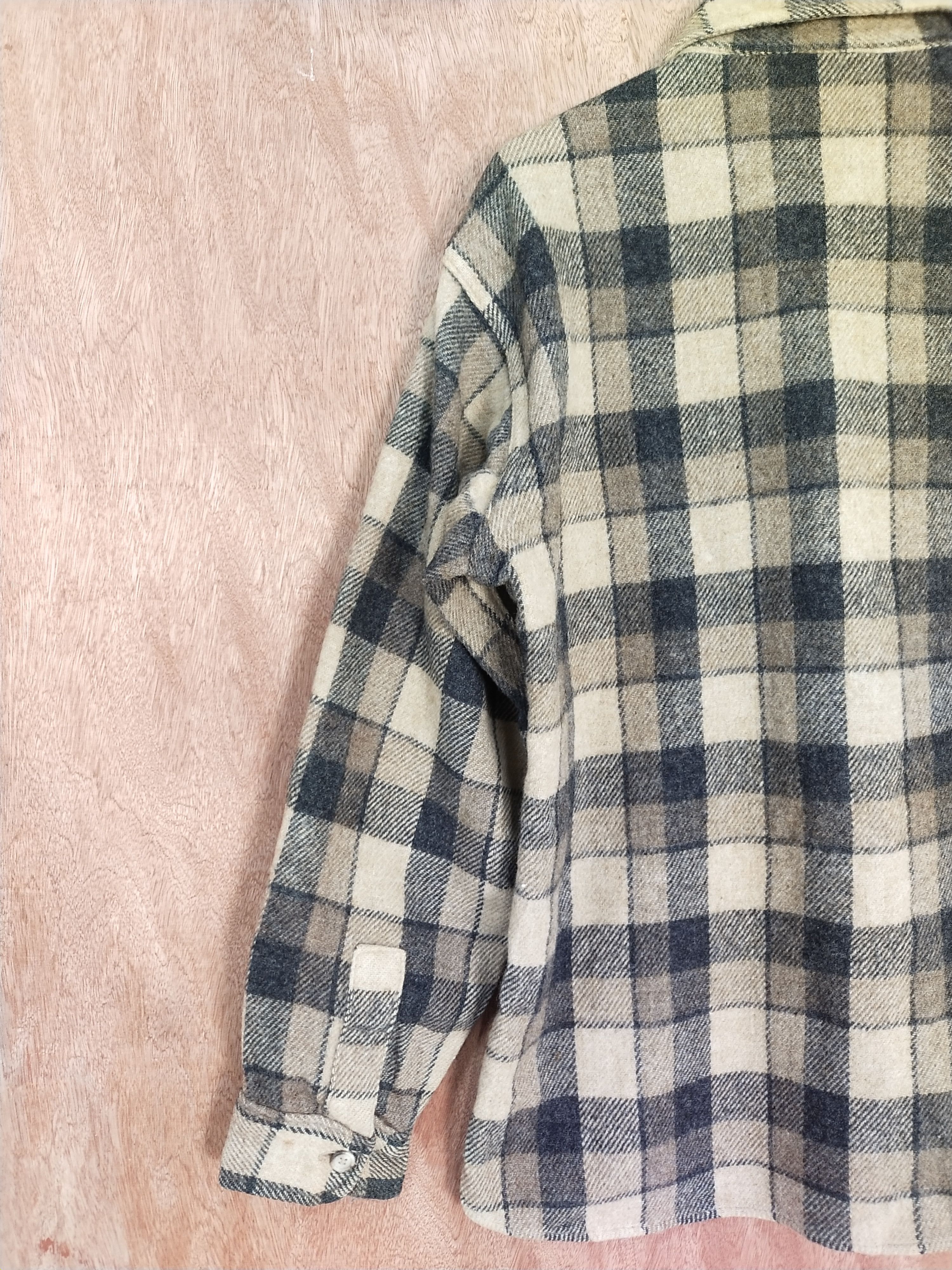 Woolrich Woolen Mills 90' Woolrich checkered flannel vintage #S190DL Size US L / EU 52-54 / 3 - 8 Thumbnail
