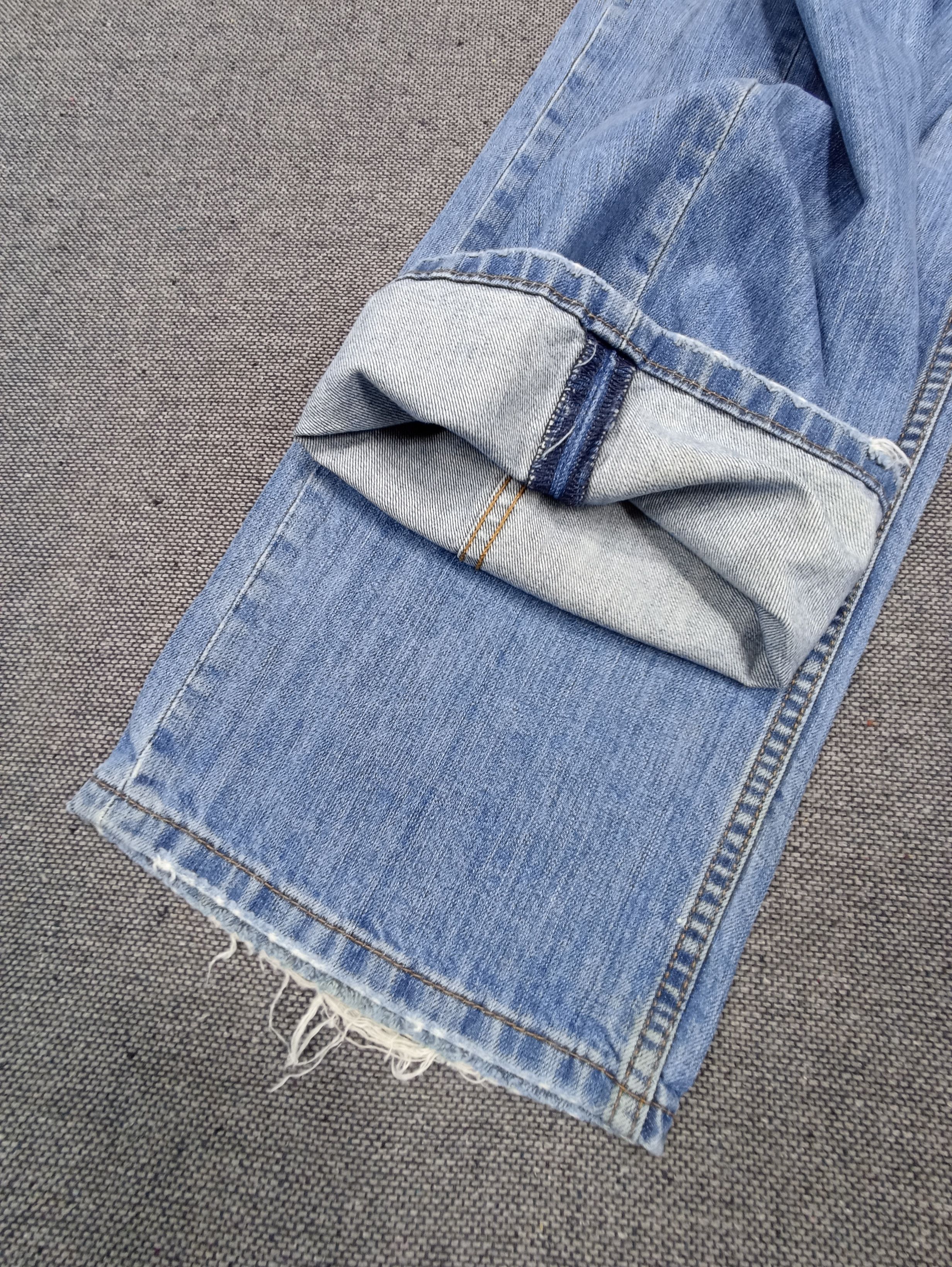 Jean × Levi's × Vintage Vintage Levis 559 light blue Wash Jeans - J147 Size US 41 - 6 Thumbnail