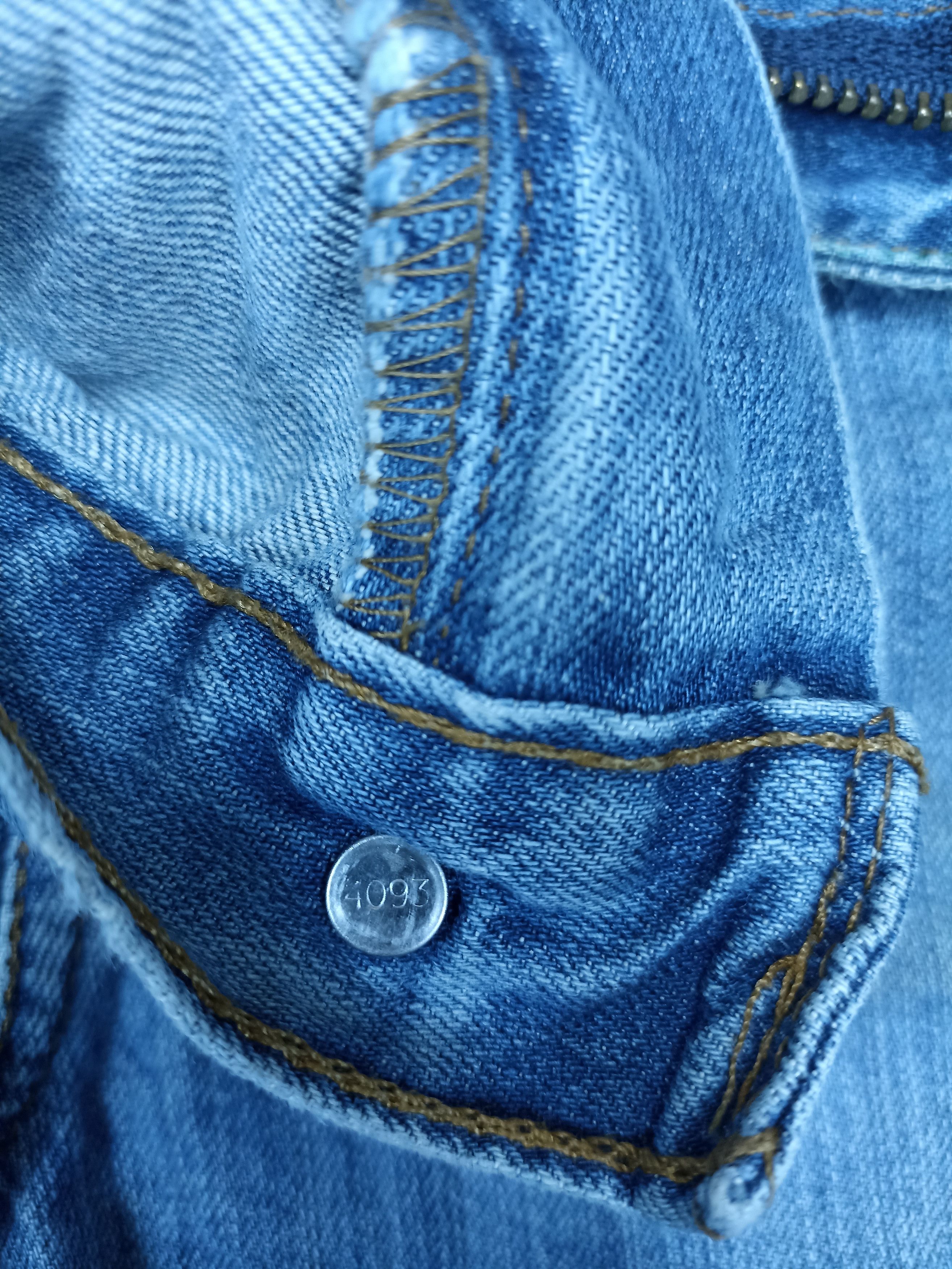 Jean × Levi's × Vintage Vintage Levis 559 light blue Wash Jeans - J147 Size US 41 - 4 Thumbnail