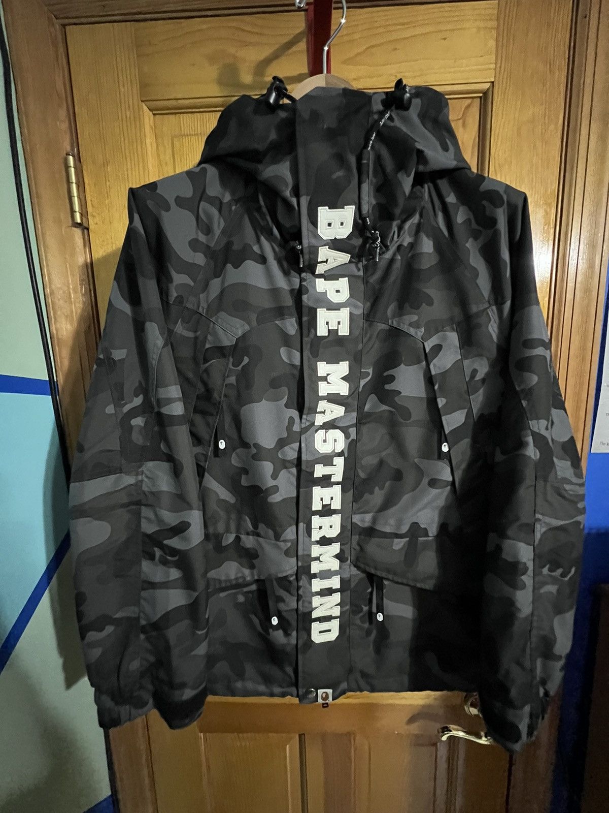 Bape BAPE X MASTERMIND JP SNOWBOARD JACKET LARGE | Grailed