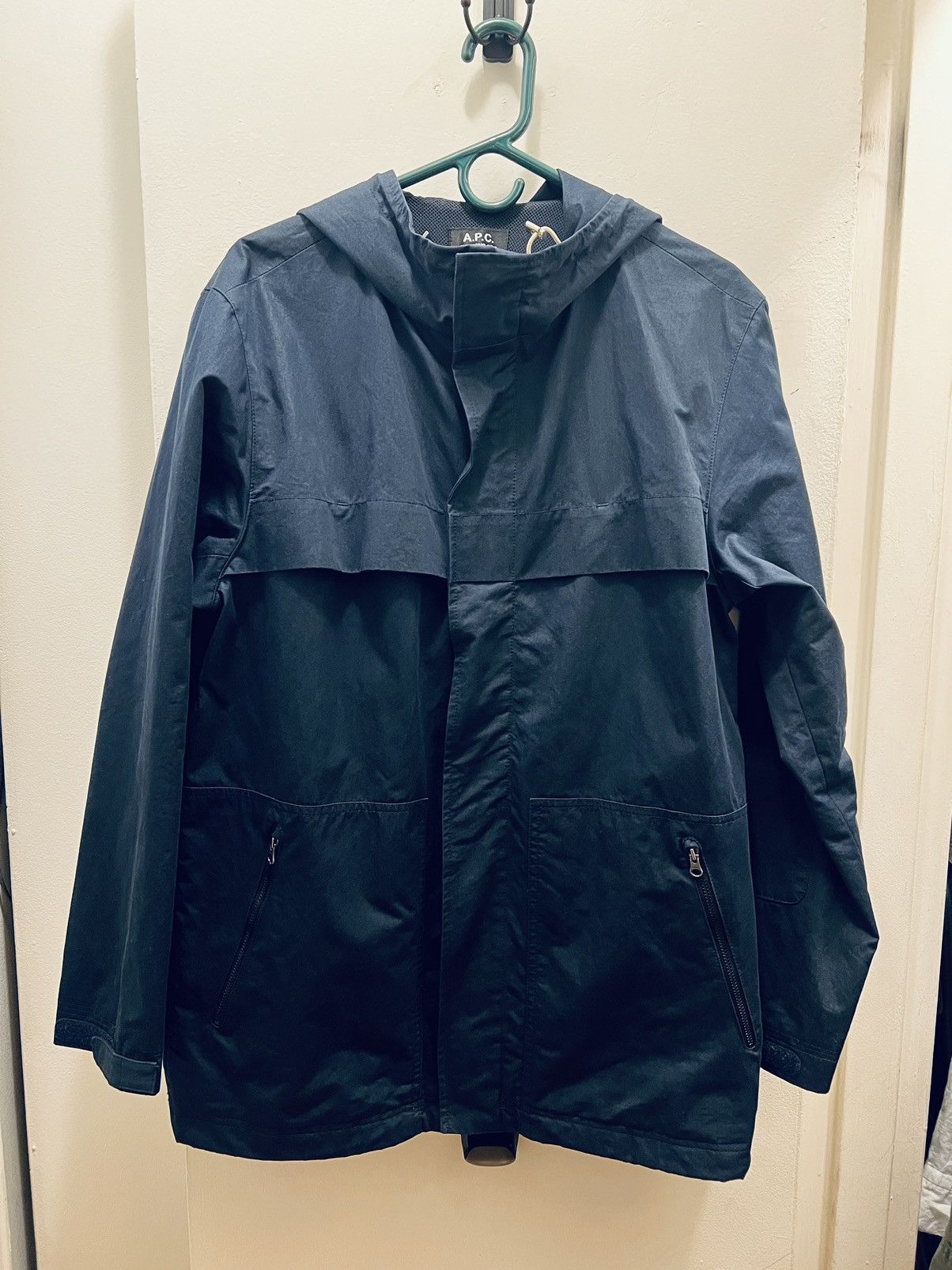 A.P.C. A.P.C. Hooded Navy Raincoat Size US M / EU 48-50 / 2 - 1 Thumbnail