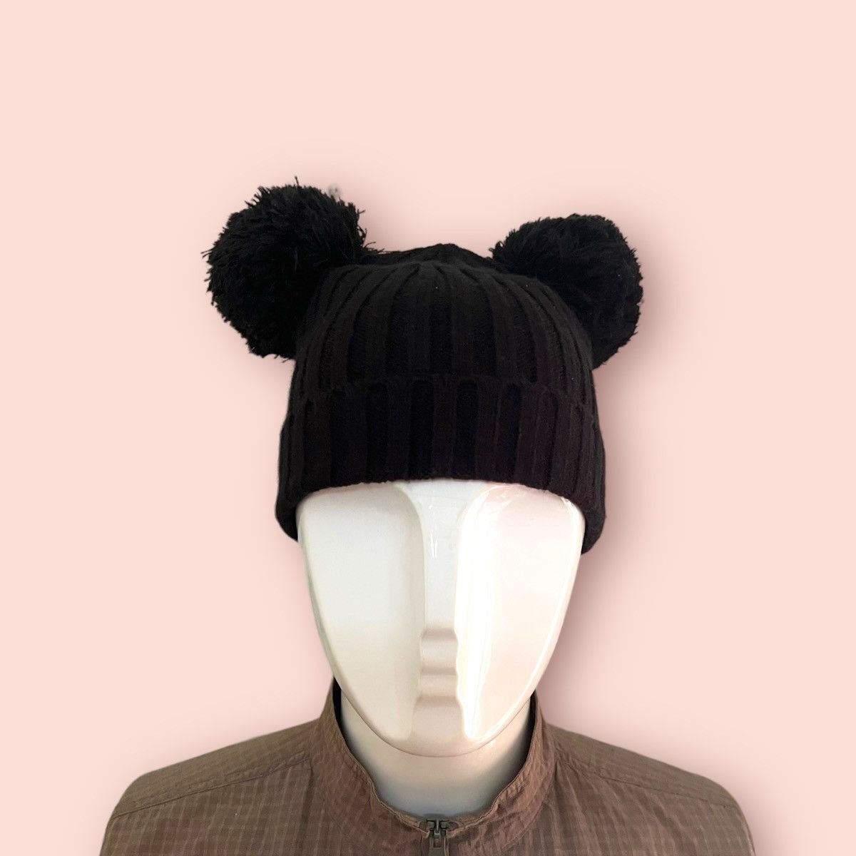 Disney × Japanese Brand MICKEY MOUSE DOUBLE POM EARS BEANIE HAT Size ONE SIZE - 10 Thumbnail