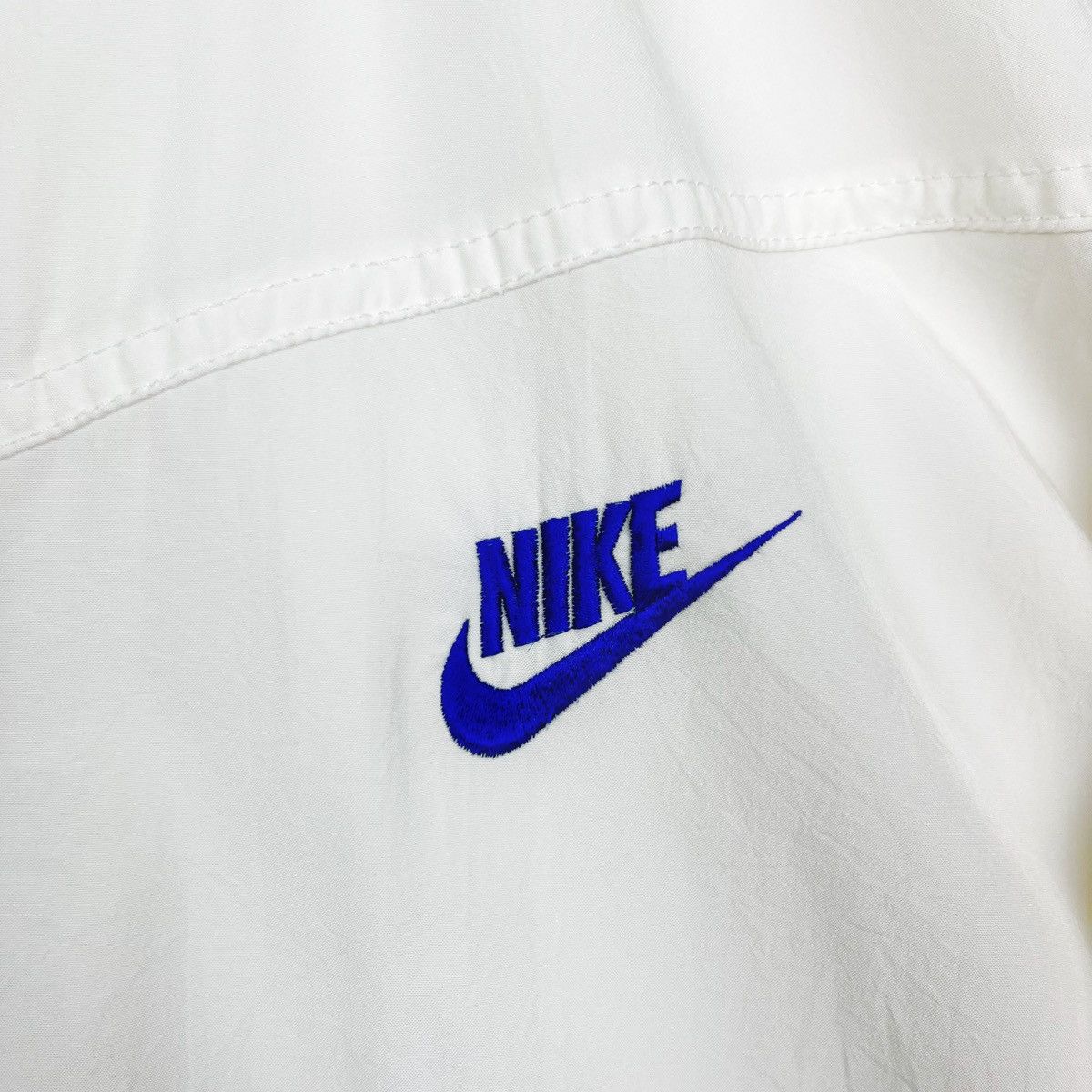 Nike × Vintage Vintage 80’s Nike Embroidered Windbreaker Size US L / EU 52-54 / 3 - 4 Thumbnail