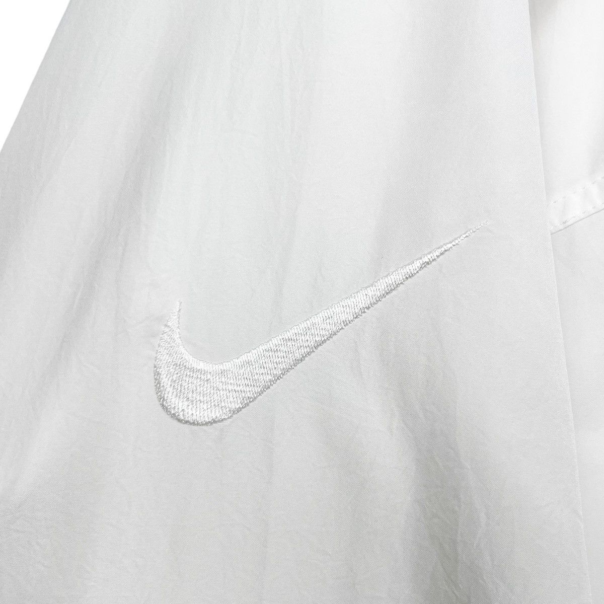 Nike × Vintage Vintage 80’s Nike Embroidered Windbreaker Size US L / EU 52-54 / 3 - 3 Thumbnail
