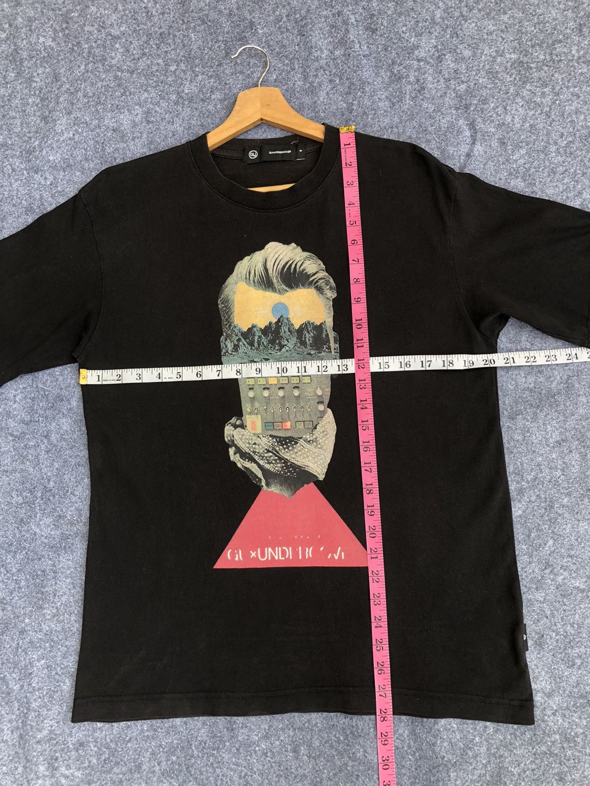 GU × Undercover Last Drop🔥Rare🔥Undercover x Gu T Shirt Size US M / EU 48-50 / 2 - 10 Thumbnail