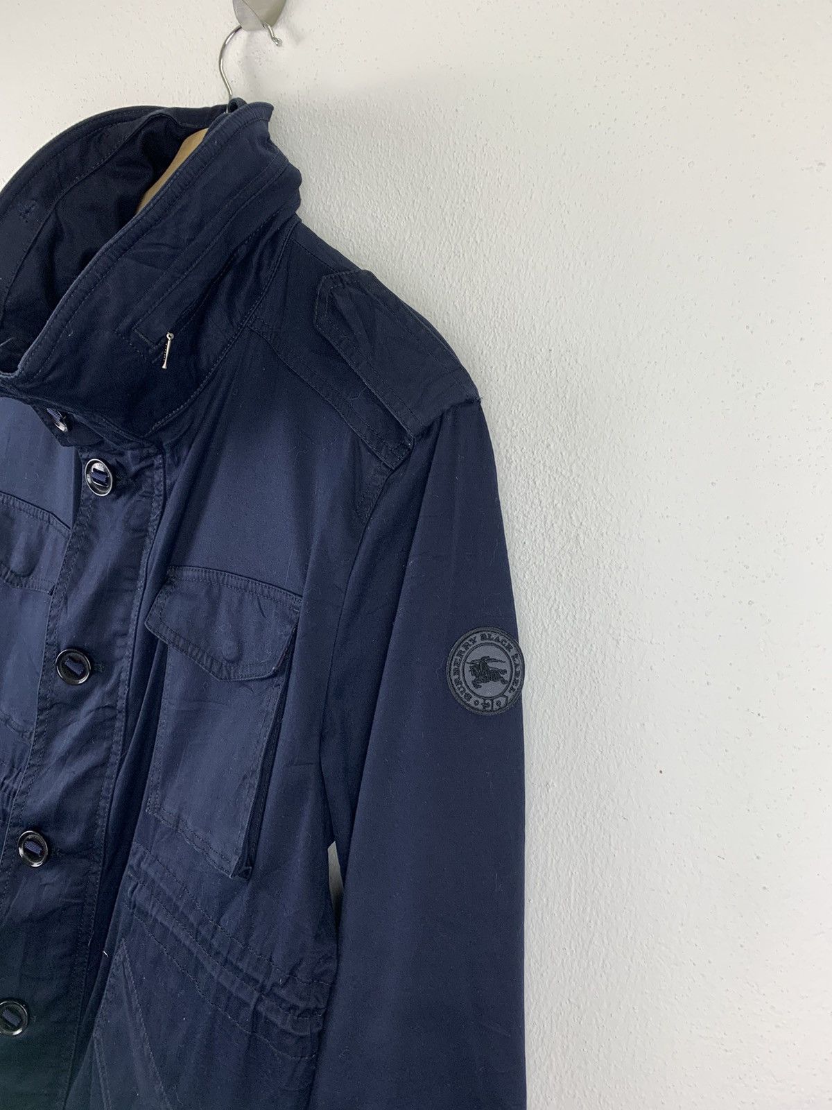 Burberry × Designer BURBERRY BLACK LABEL MULTIPOCKET TRAVEL JACKET Size US L / EU 52-54 / 3 - 3 Thumbnail