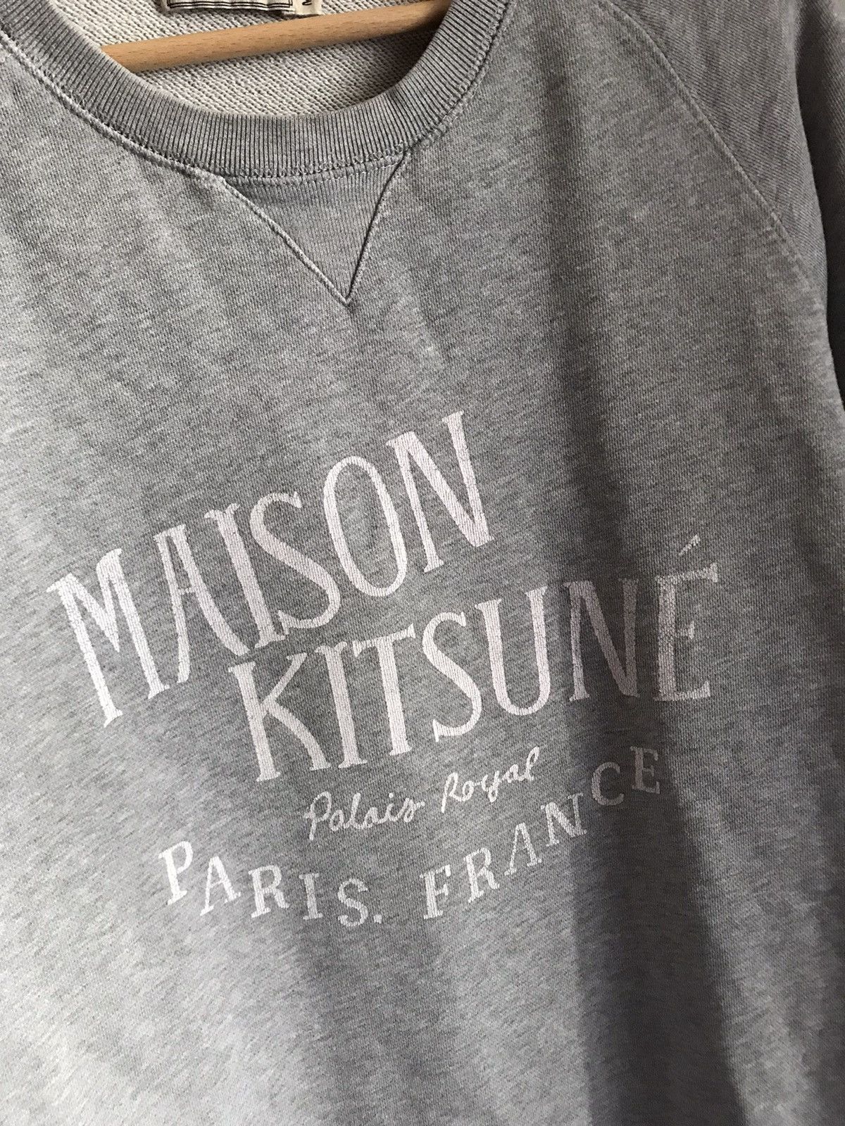 Maison Kitsune MAISON KITSUNE Palais Royal Gray Sweatshirt Size US M / EU 48-50 / 2 - 3 Thumbnail