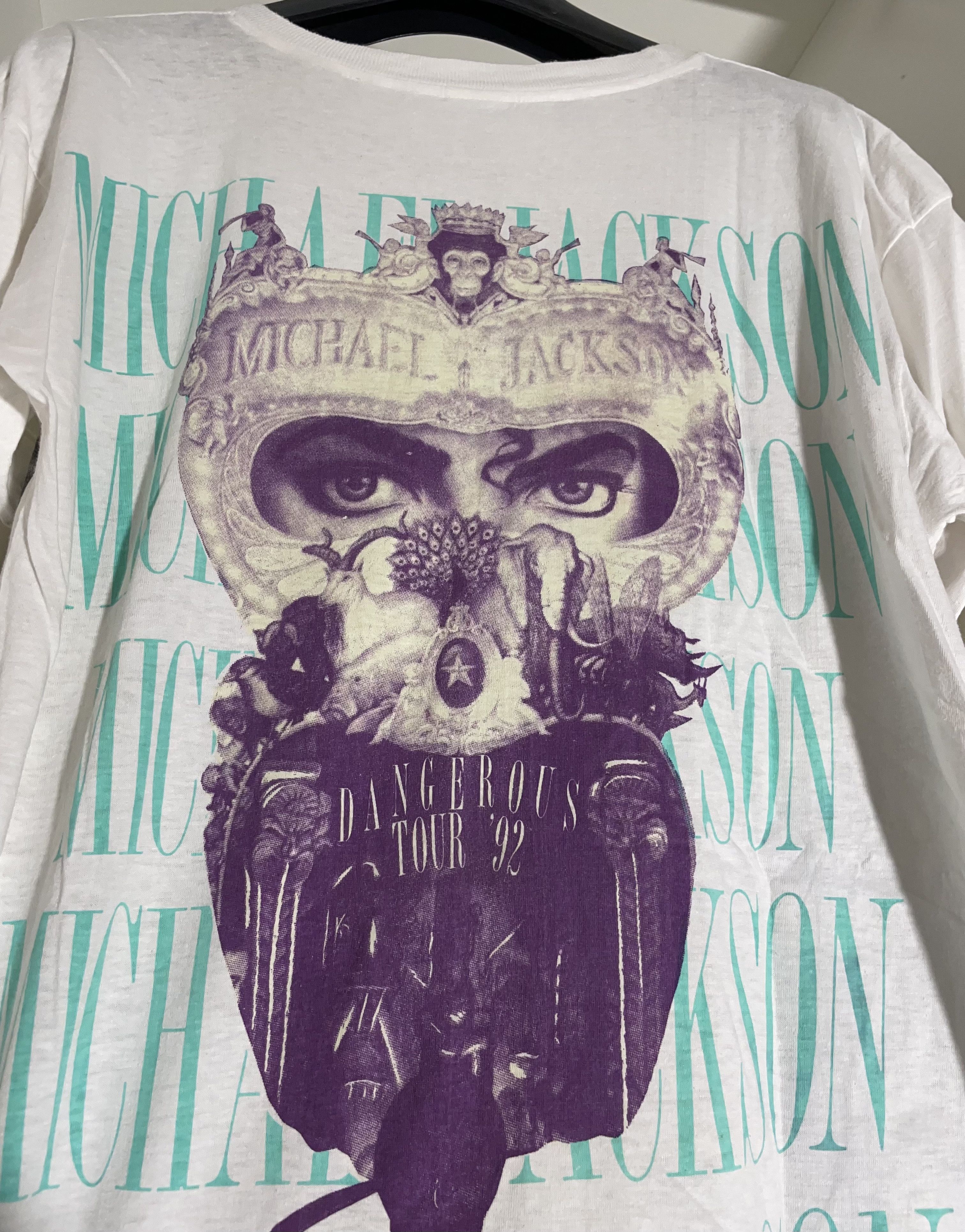 Band Tees Vintage 1992 Michael Jackson Dangerous Tour full print Size US XL / EU 56 / 4 - 6 Thumbnail