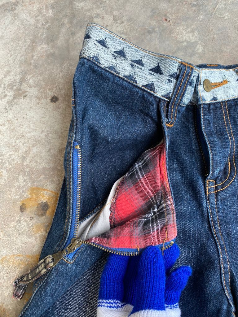 If Six Was Nine × In The Attic Japanese Brand In the Attic Light Wash Jeans Size US 29 - 7 Thumbnail