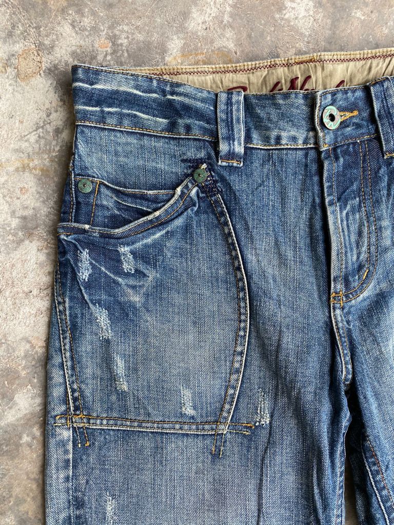 Japanese Brand × Vintage Japanese Back Number Light Wash Distressed Denim Size US 29 - 4 Thumbnail