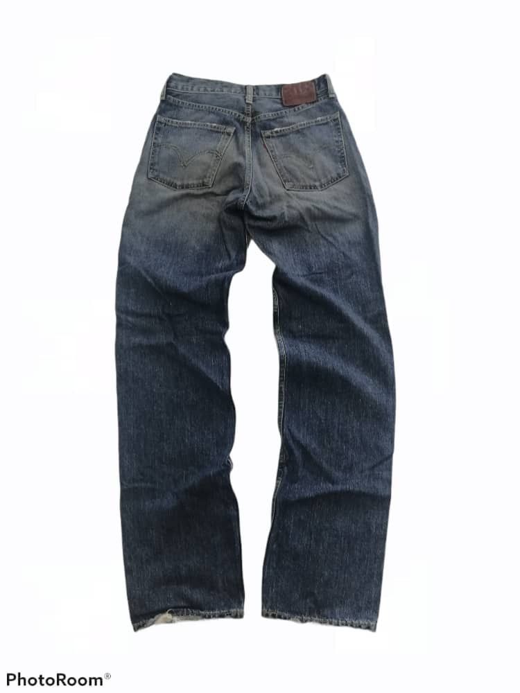 Levi's Vintage Levi's 502 Jeans Light Blue Wash Denim Size US 28 / EU 44 - 2 Thumbnail