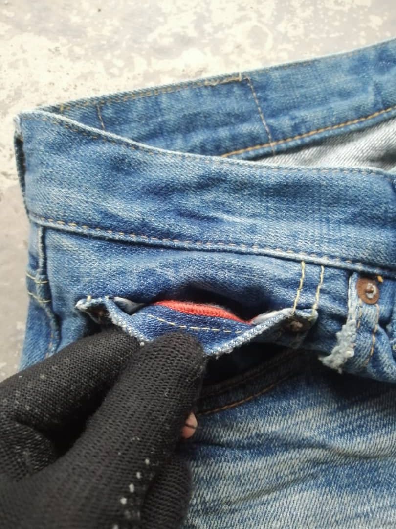 OMNIGOD × Vintage Vintage Light Wash Whiskers Distress Omnigod Redline Jeans Size US 30 / EU 46 - 8 Thumbnail