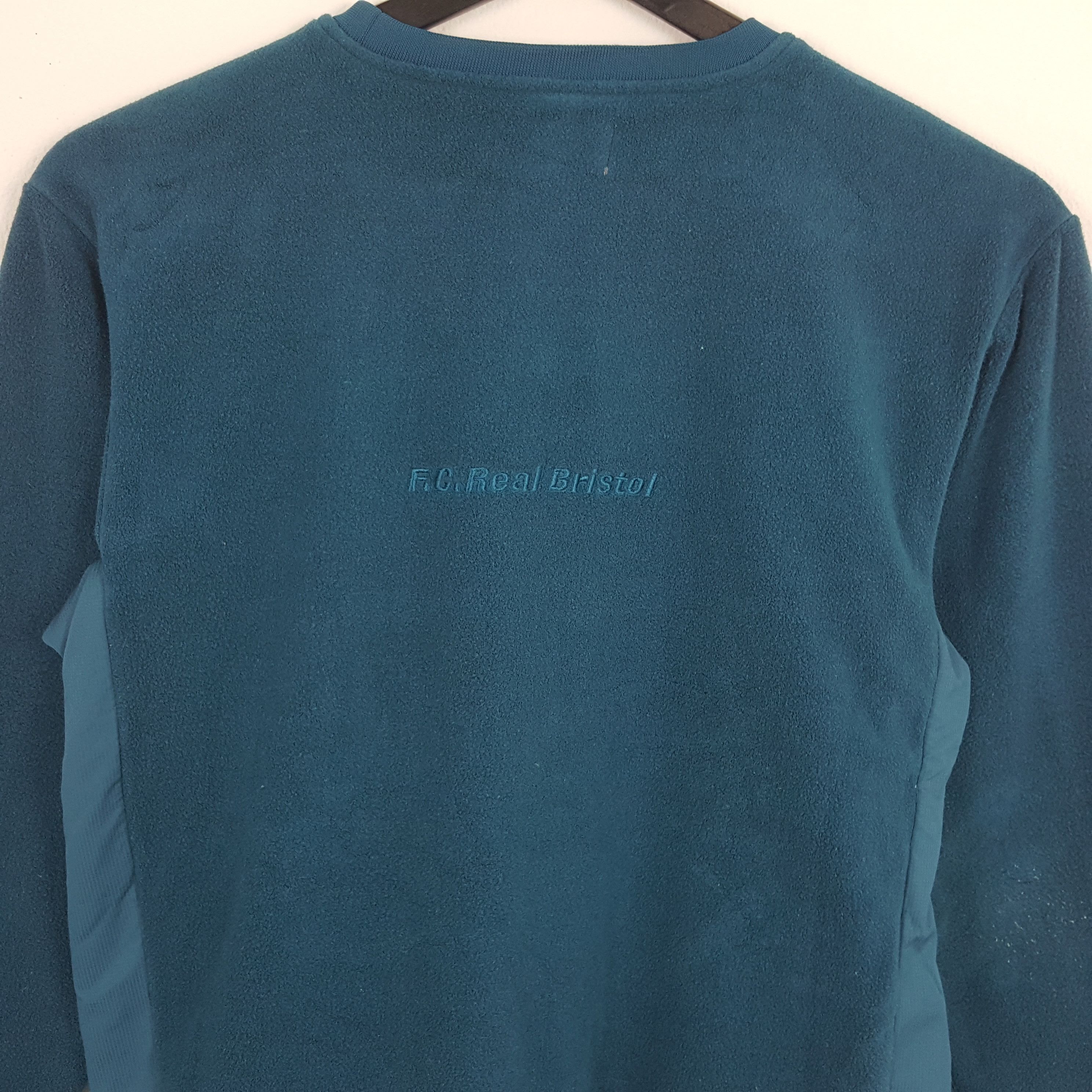 F.C. Real Bristol × Nike NIKE FB REAL BRISTOL Small Logo Sweatshirt Size US L / EU 52-54 / 3 - 4 Thumbnail