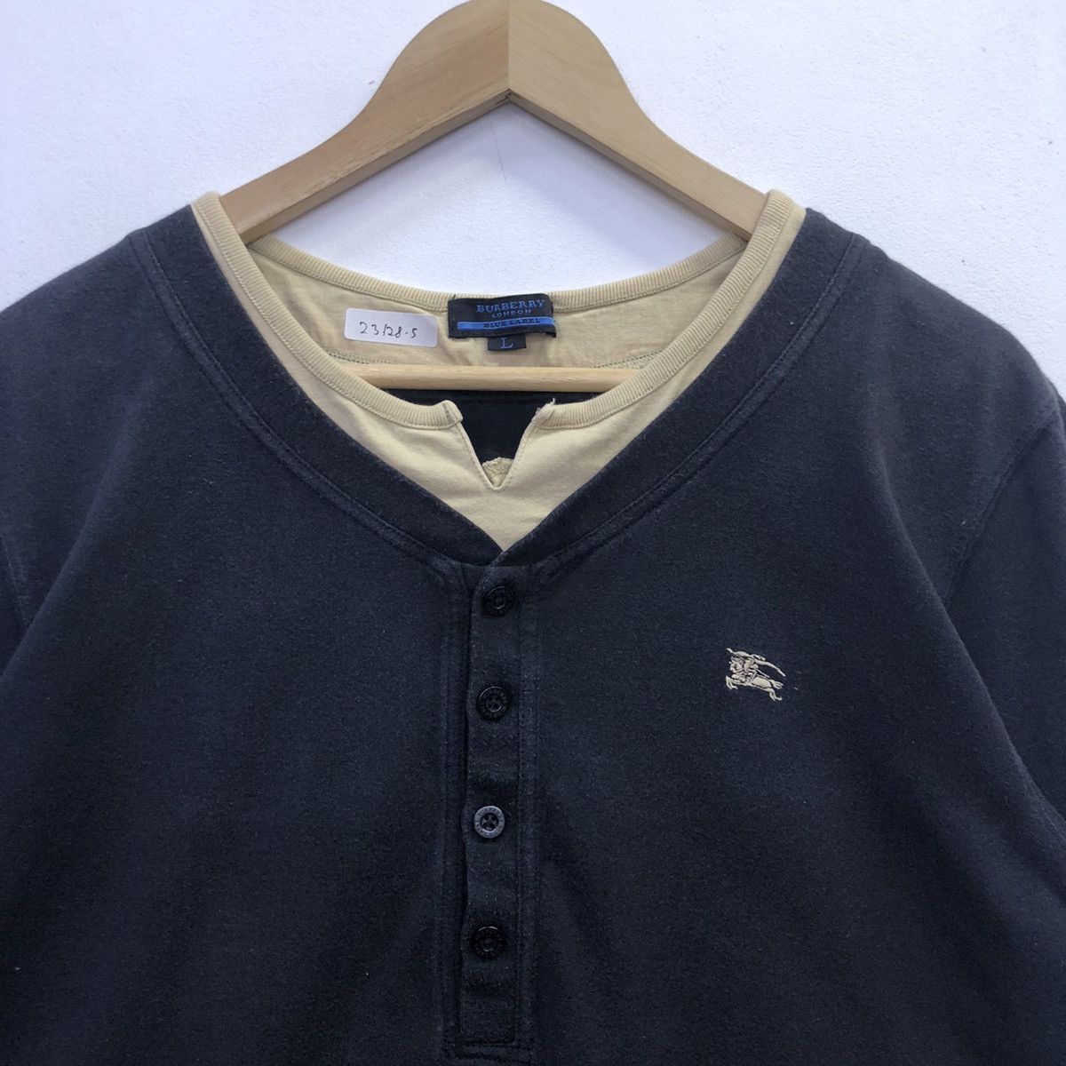 Burberry ‘Burberry Black Label London T-shirt Size US L / EU 52-54 / 3 - 4 Thumbnail