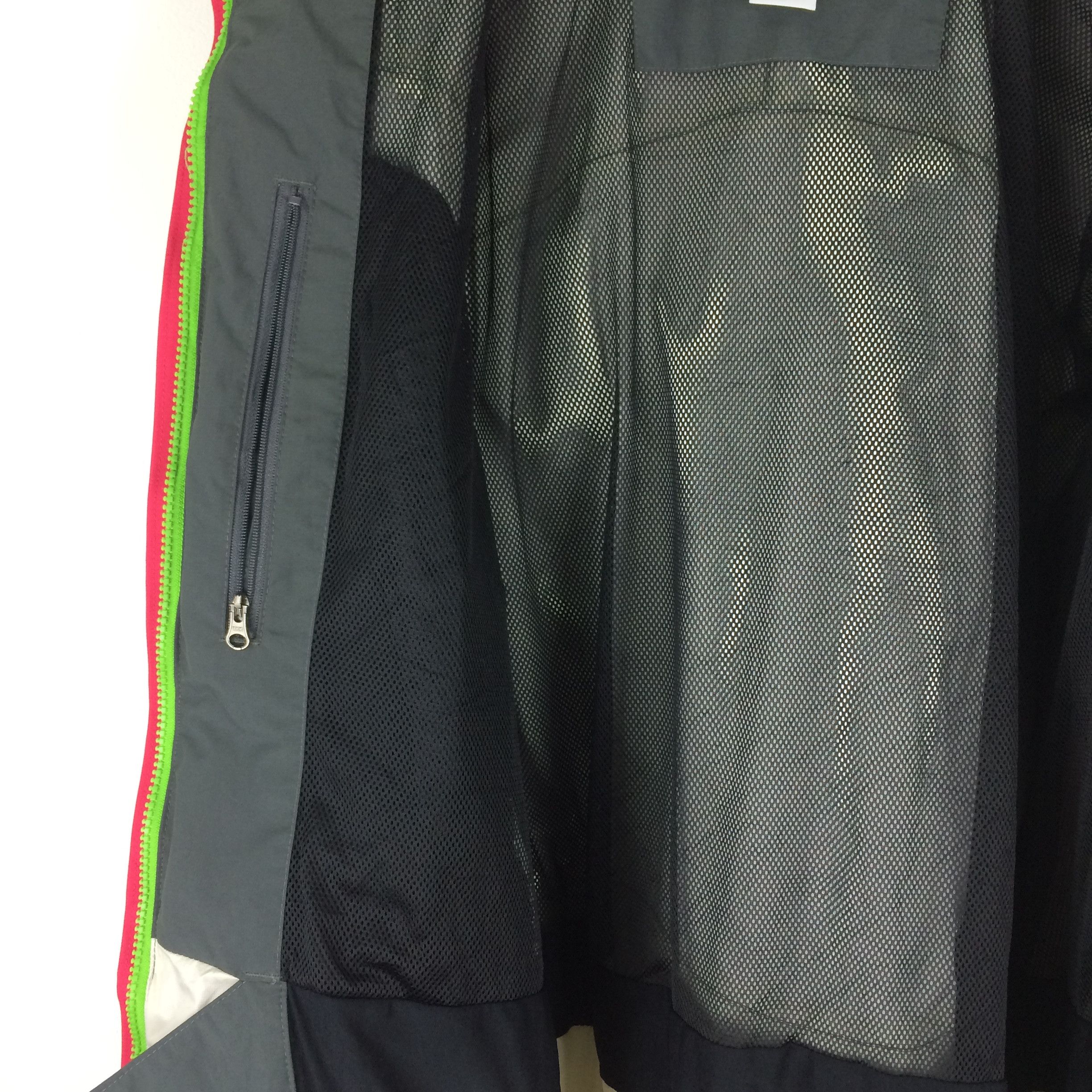 Columbia Z13 COLUMBIA OMNI-TECH WATERPROOF BREATHABLE STORM JACKET Size US M / EU 48-50 / 2 - 8 Thumbnail