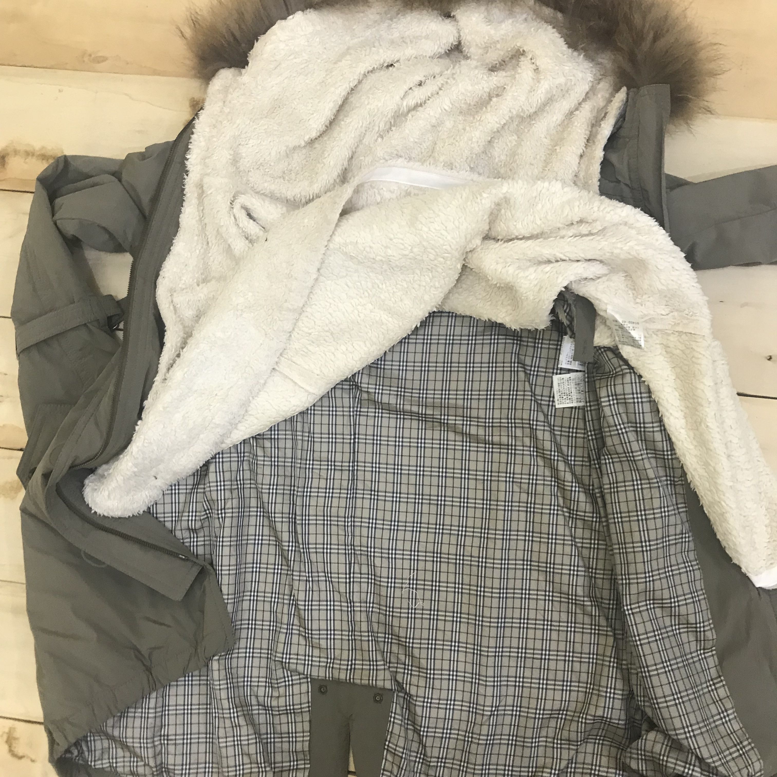 Burberry Z37 BURBERRY LONDON BLUE LABEL SHERPA PARKA JACKET Size XS / US 0-2 / IT 36-38 - 6 Thumbnail