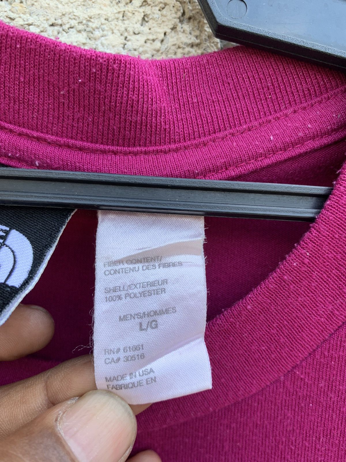 The North Face Vtg The North Face Plain Single Pocket Made In USA T Shirt Size US L / EU 52-54 / 3 - 10 Thumbnail