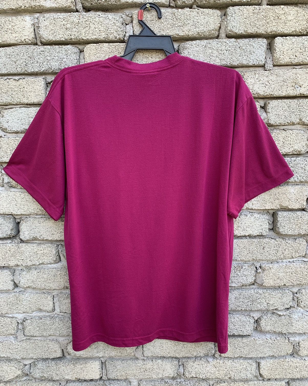 The North Face Vtg The North Face Plain Single Pocket Made In USA T Shirt Size US L / EU 52-54 / 3 - 5 Thumbnail