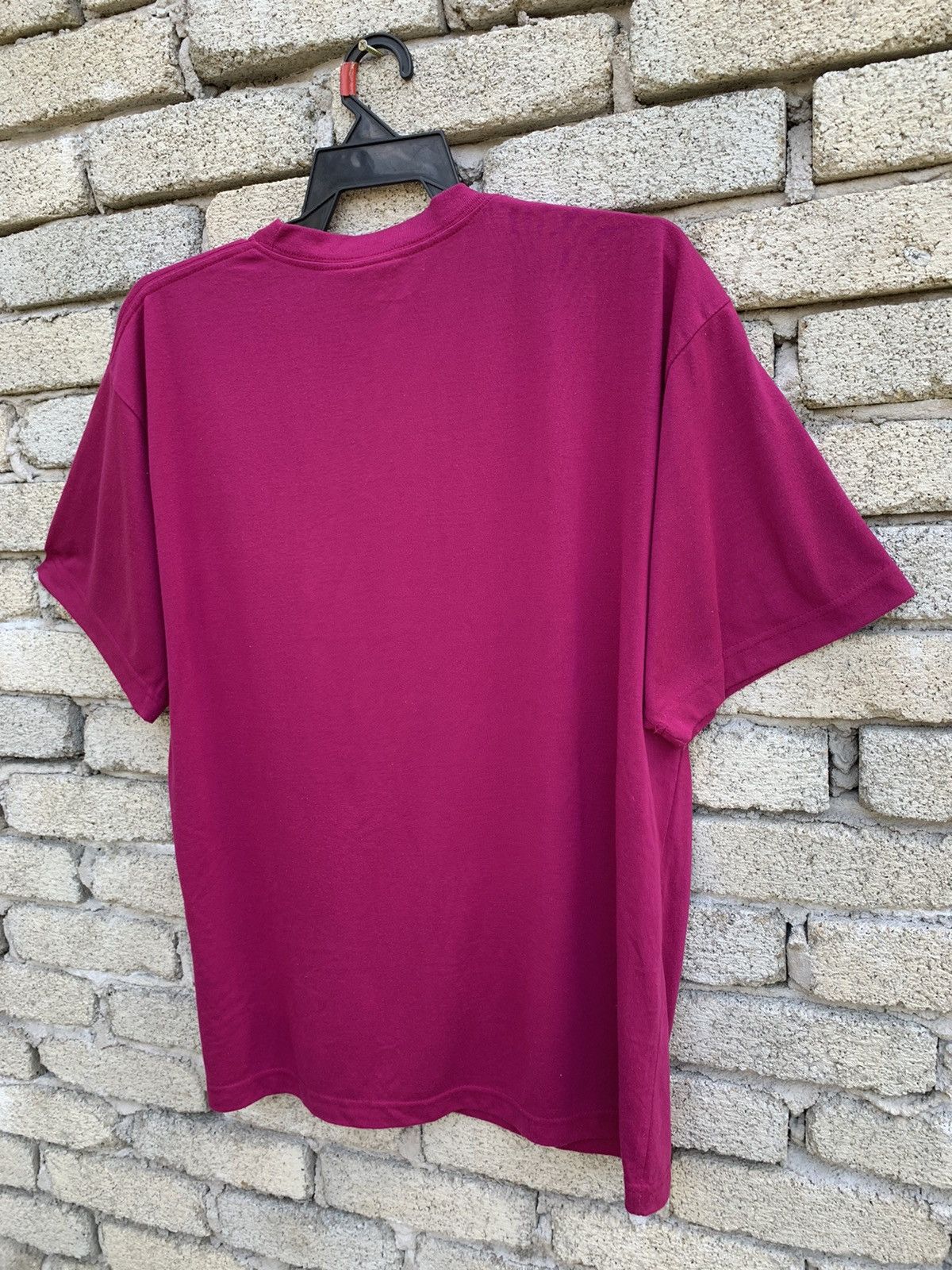The North Face Vtg The North Face Plain Single Pocket Made In USA T Shirt Size US L / EU 52-54 / 3 - 7 Thumbnail