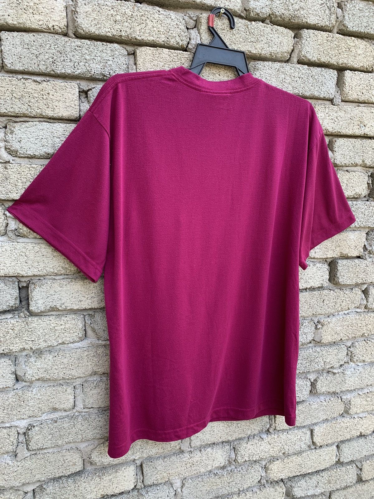 The North Face Vtg The North Face Plain Single Pocket Made In USA T Shirt Size US L / EU 52-54 / 3 - 6 Thumbnail