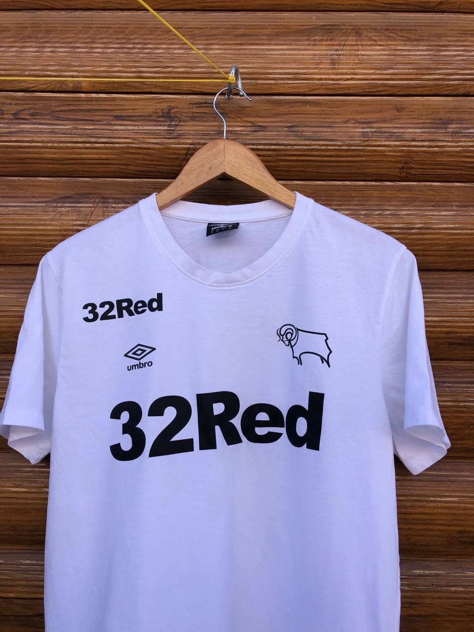 Umbro DERBY COUNTY HOME SHIRT FOOTBALL SOCCER JERSEY UMBRO Size US M / EU 48-50 / 2 - 2 Thumbnail