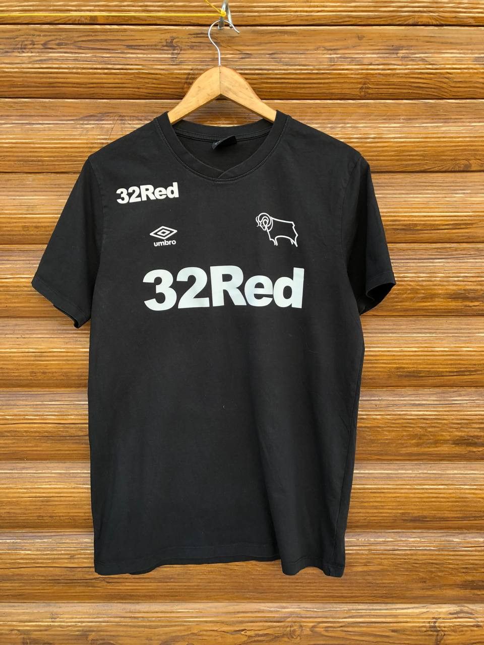 Umbro DERBY COUNTY HOME SHIRT FOOTBALL SOCCER JERSEY UMBRO Size US M / EU 48-50 / 2 - 1 Thumbnail