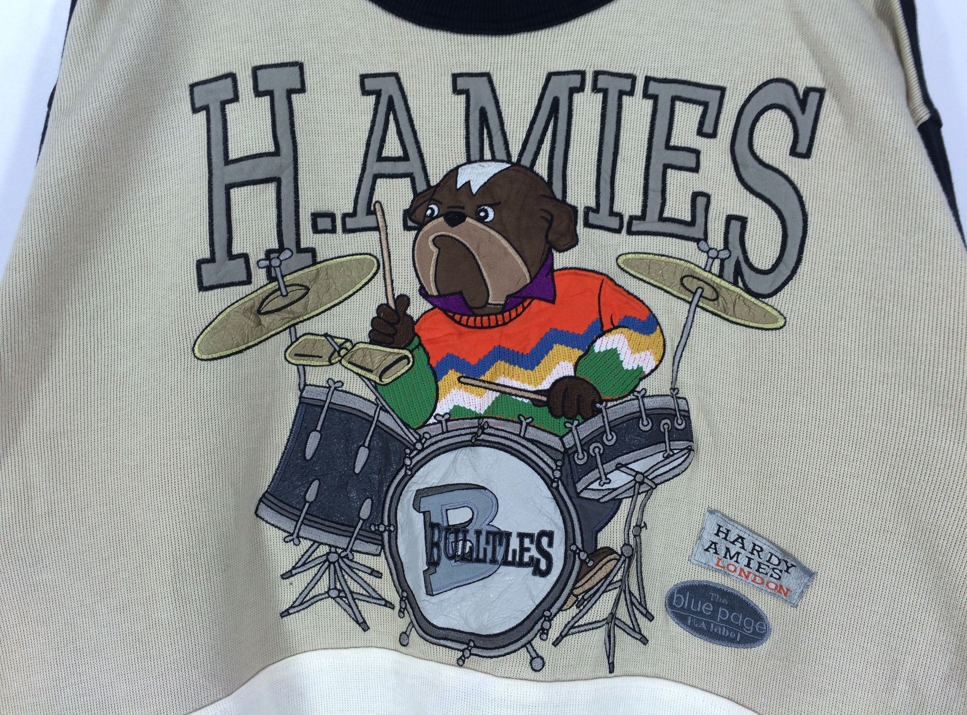 Hardy Amies Vintage Hardy Amies Bulltles Designer Streetwear Sweatshirt Size US L / EU 52-54 / 3 - 2 Thumbnail