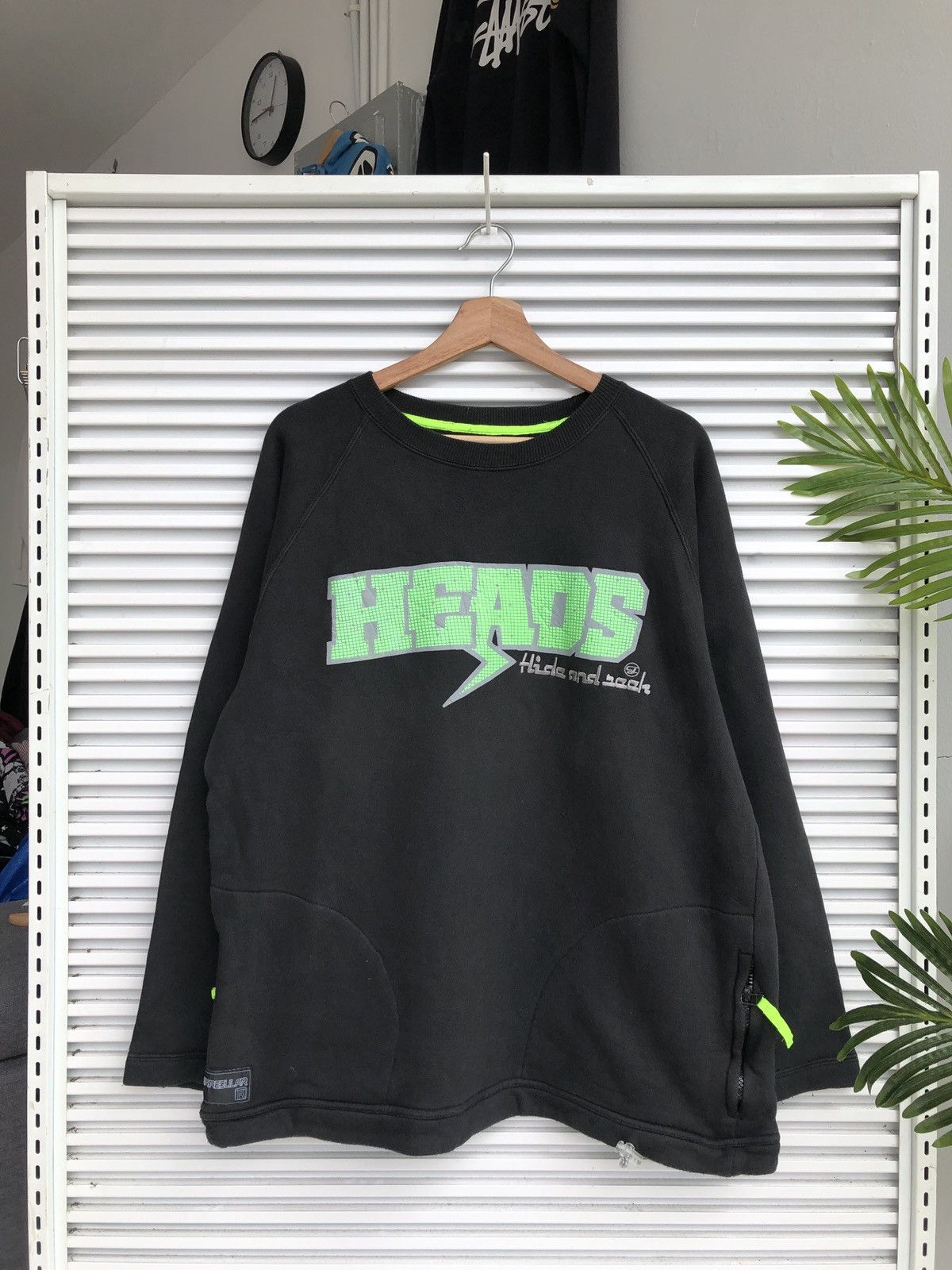 Japanese Brand × Vintage Vintage Heads Hide & Seek Crewneck/ Wtaps StussyBape Size US XL / EU 56 / 4 - 1 Thumbnail