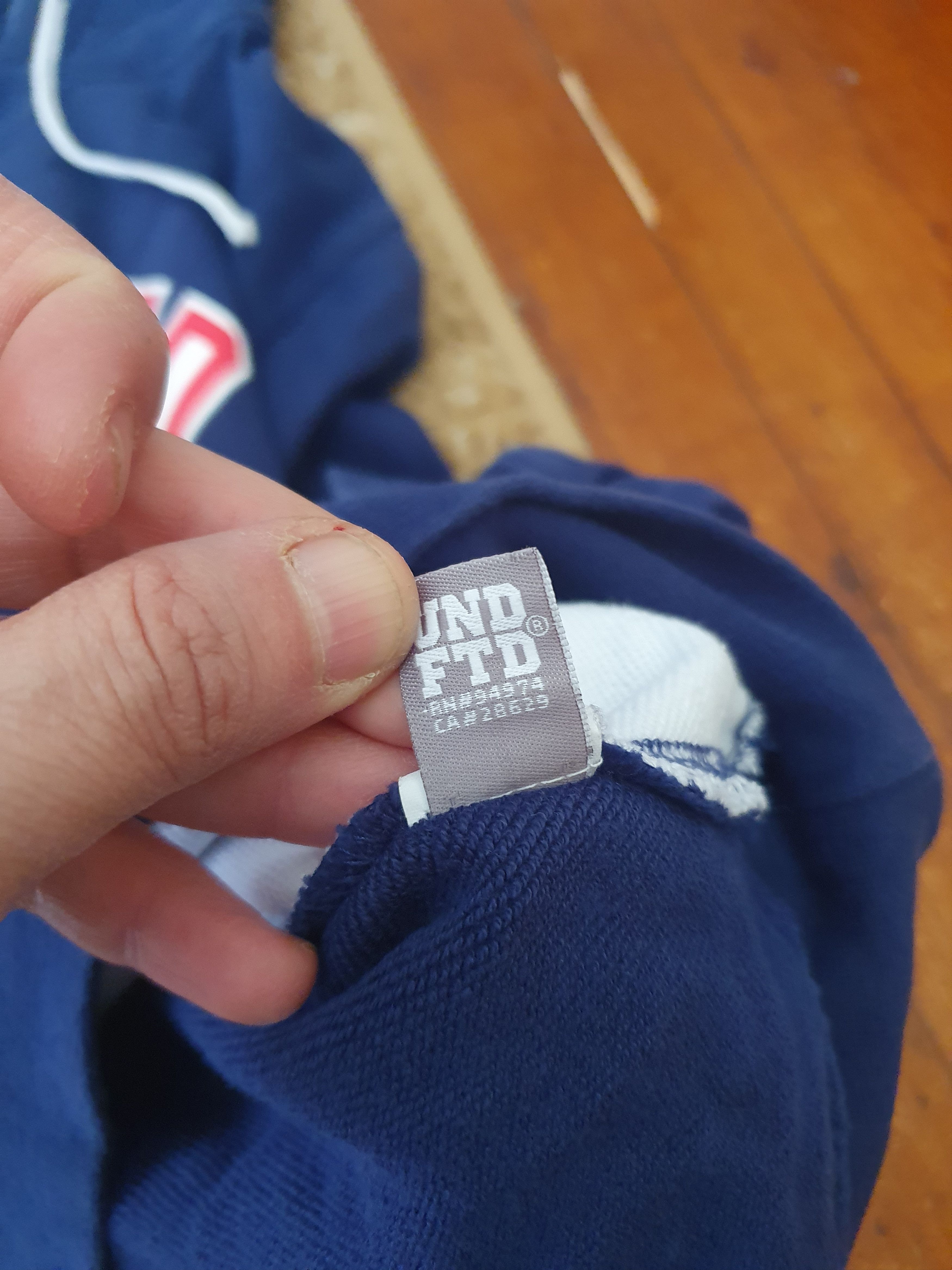 Undefeated Undefeated UNDFTD SWAG hoodie,sz M Size US M / EU 48-50 / 2 - 10 Thumbnail