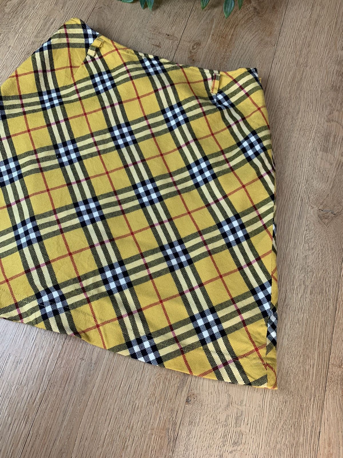 Burberry Burberry blue label mini skirts nice design Size 24" / US 00 / IT 34 - 3 Thumbnail