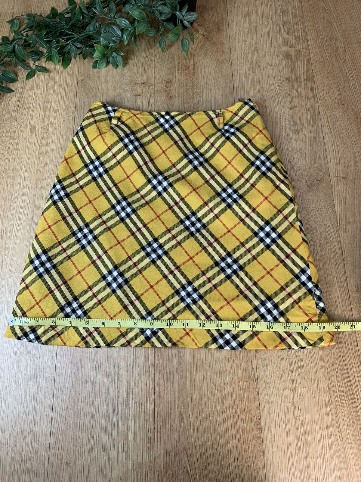 Burberry Burberry blue label mini skirts nice design Size 24" / US 00 / IT 34 - 12 Thumbnail