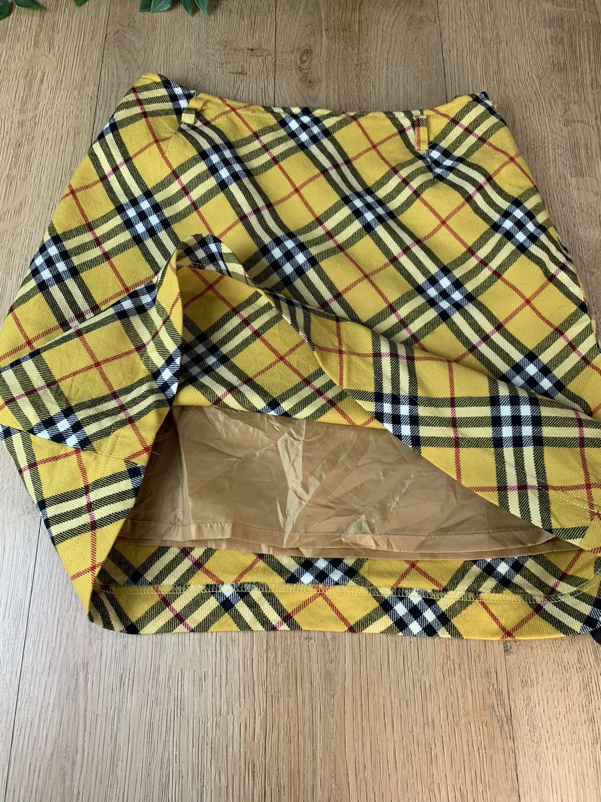 Burberry Burberry blue label mini skirts nice design Size 24" / US 00 / IT 34 - 5 Thumbnail