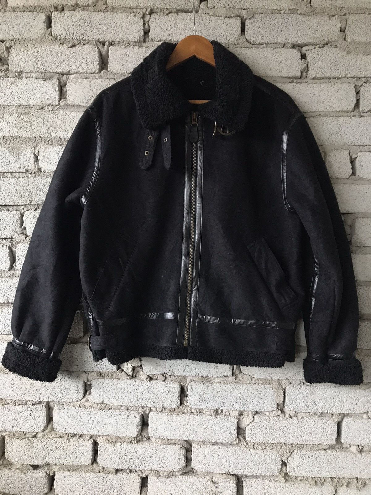 Japanese Brand Unbrand Suede Jacket B3 Design Size US S / EU 44-46 / 1 - 1 Thumbnail