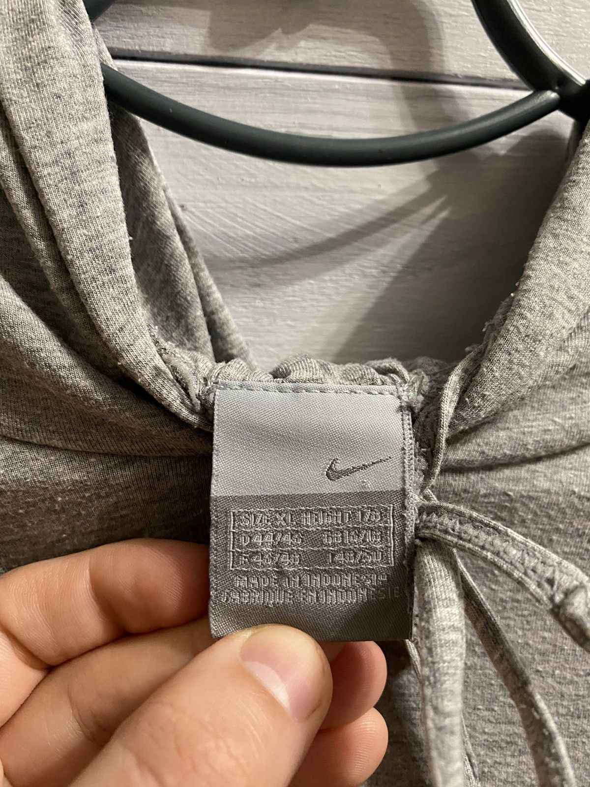 Nike Rare Vintage Hoodie Nike Vintage Swoosh Y2K. Size XL / US 12-14 / IT 48-50 - 4 Thumbnail