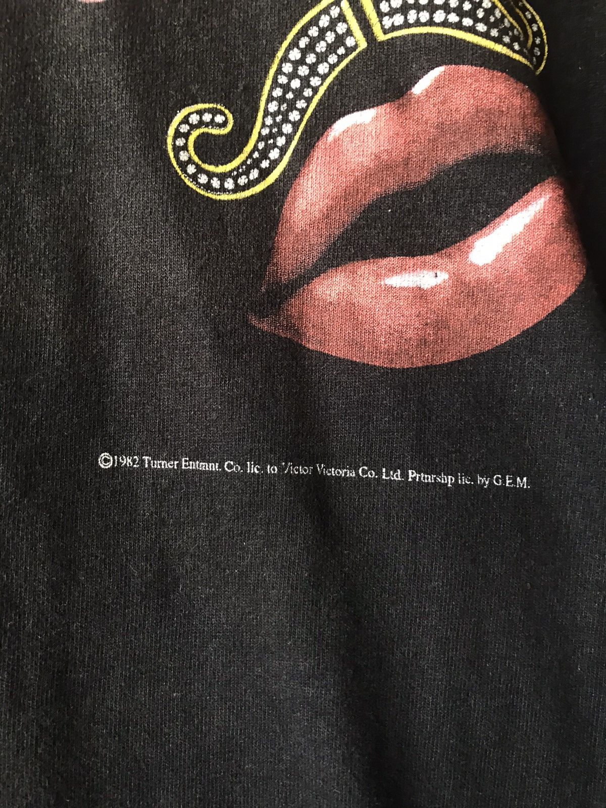 Vintage Vintage Single Stitch Victor Victoria Movie Size US S / EU 44-46 / 1 - 5 Thumbnail