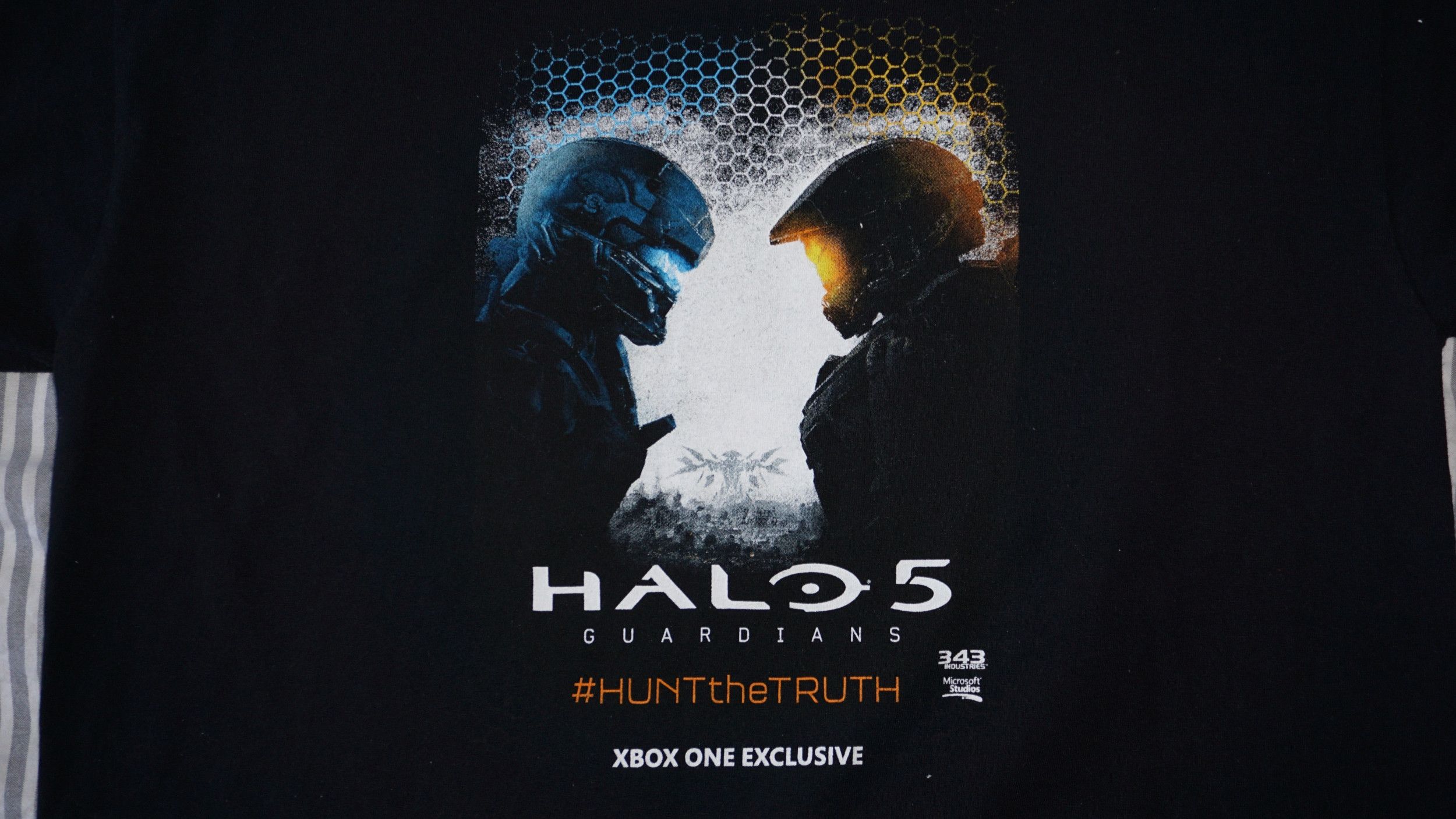 Halo × Microsoft Halo 5 Guardians XBox Microsoft Official Tshirt Size US L / EU 52-54 / 3 - 4 Thumbnail
