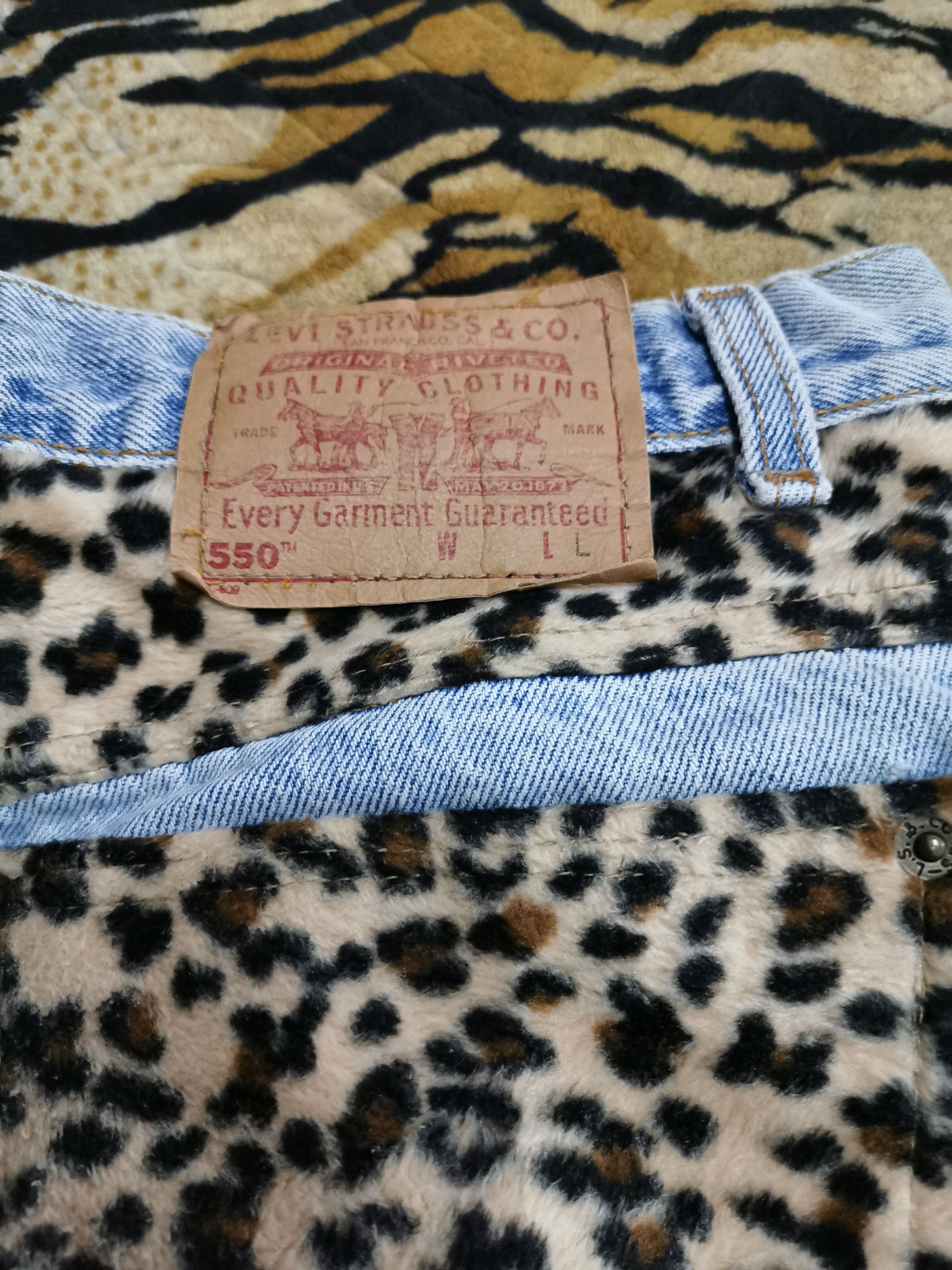 Levi's × Vintage Vintage 90s Levi’s USA Made 550 Tapered Denim Jeans Size US 31 - 4 Thumbnail
