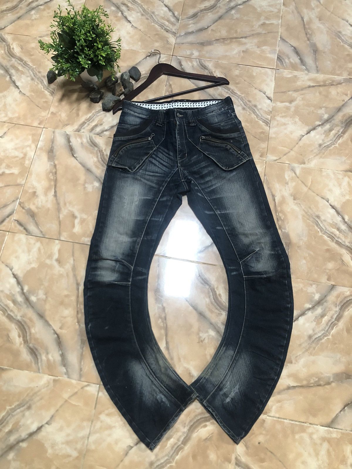 🔥Rare🔥PPFM Curved Legs Denim Pants