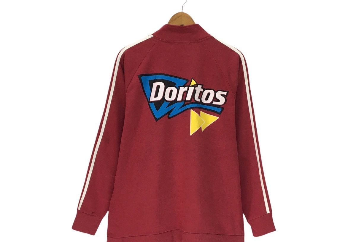 Japanese Brand × Sports Specialties Doritos Zipped Up BigLogo Sweatshirt Size US XL / EU 56 / 4 - 3 Thumbnail