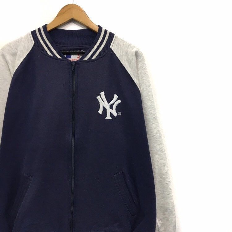 MLB × New York Yankees Vintage New York Yankees Zipped Up Varsity Size US L / EU 52-54 / 3 - 4 Thumbnail