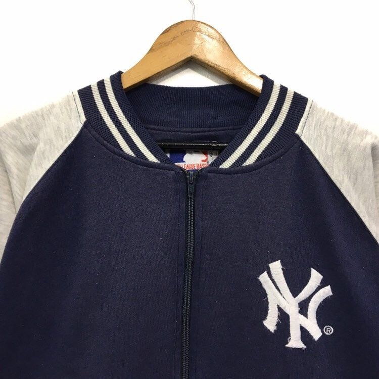 MLB × New York Yankees Vintage New York Yankees Zipped Up Varsity Size US L / EU 52-54 / 3 - 5 Thumbnail